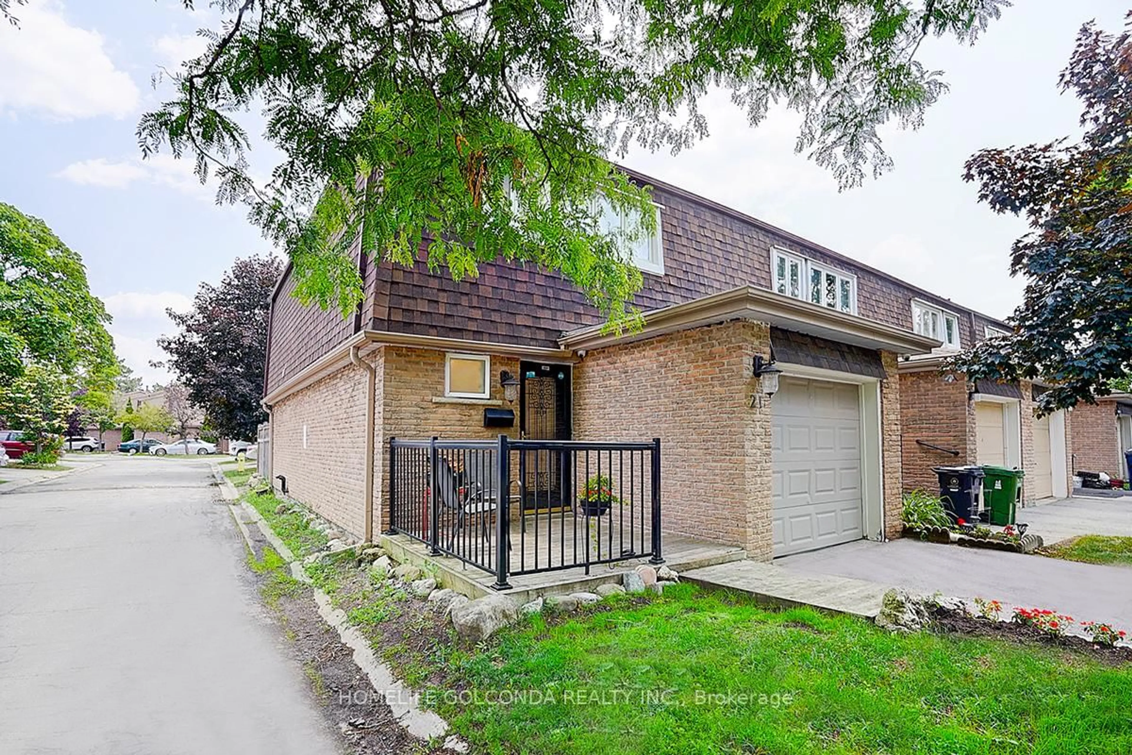 Home with brick exterior material, street for 1000 Bridletowne Circ #21, Toronto Ontario M1W 2H8