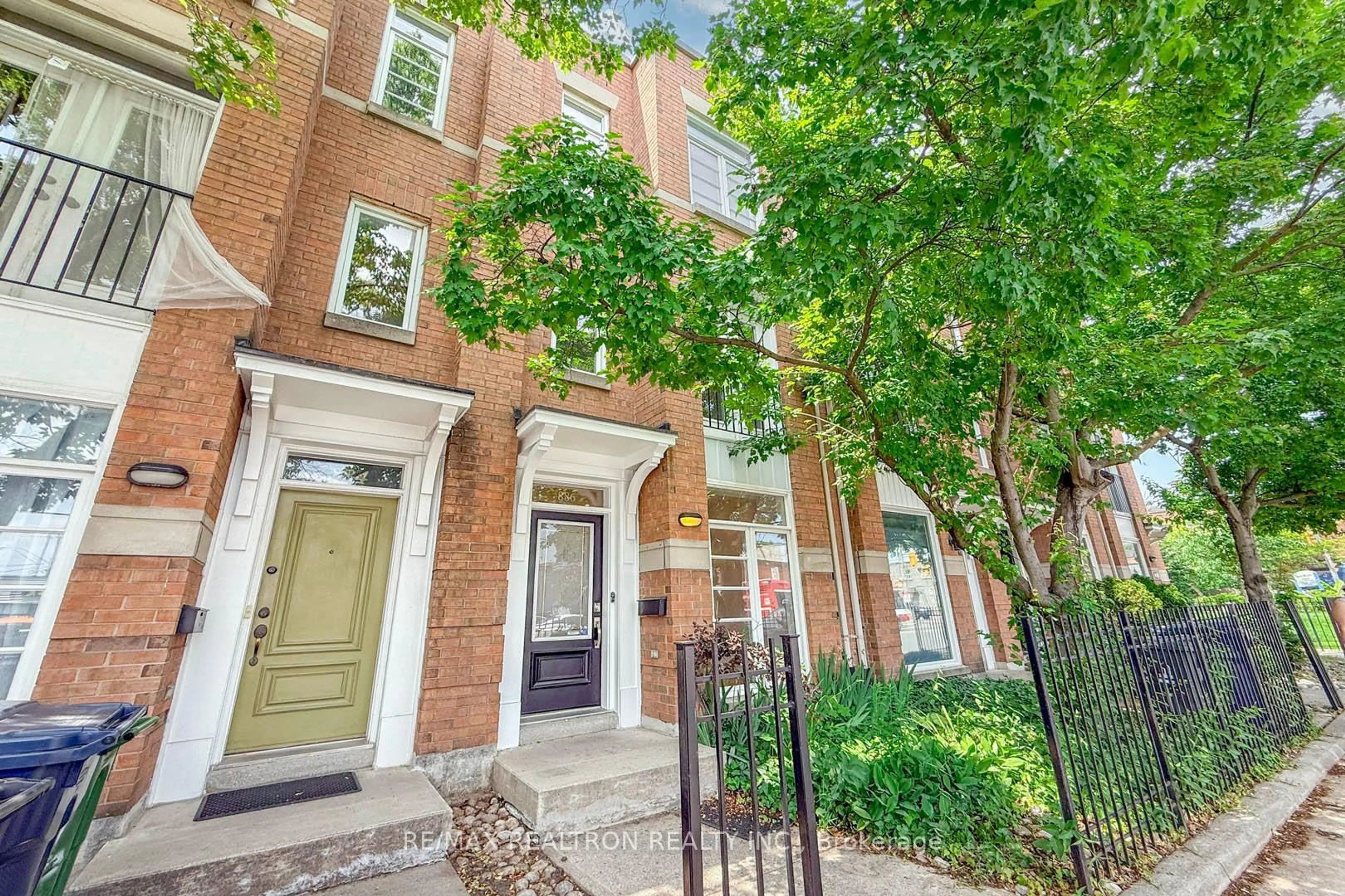 Home with brick exterior material, street for 886 Pape Ave, Toronto Ontario M4K 3T8
