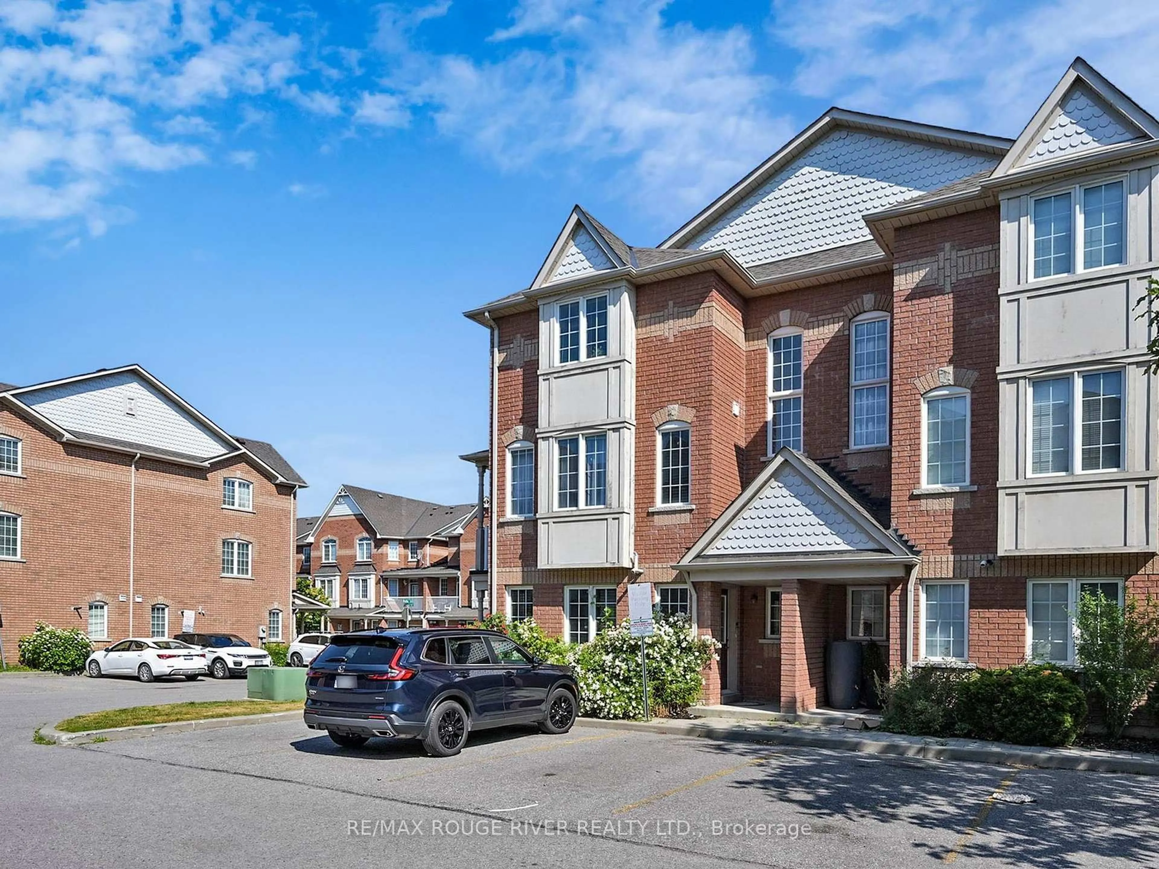 A pic from outside/outdoor area/front of a property/back of a property/a pic from drone, unknown for 11 Rolfe Lane, Ajax Ontario L1S 7S7