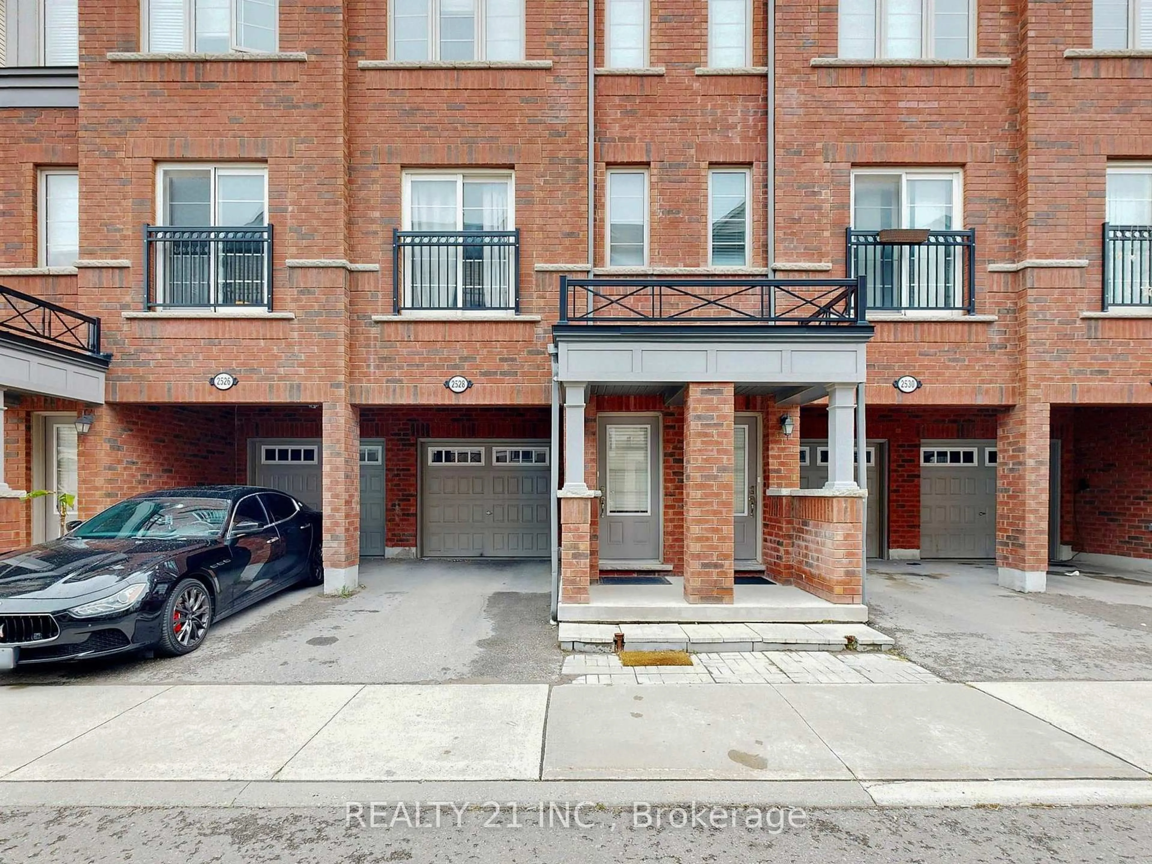 Home with brick exterior material, street for 2528 Bromus Path, Oshawa Ontario L1H 7K4