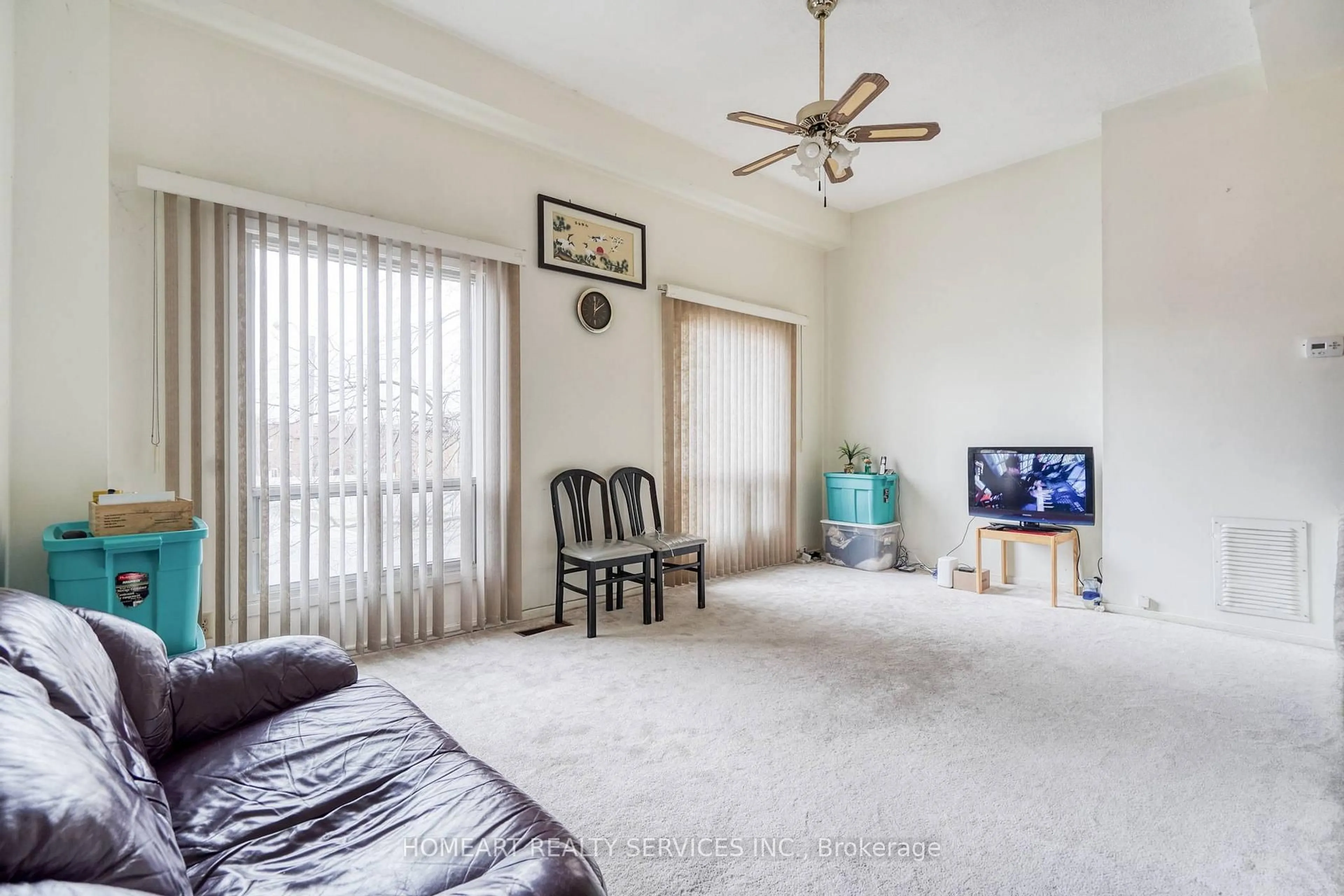 Living room with furniture, unknown for 1131 Sandhurst Circ #63, Toronto Ontario M1V 1V5