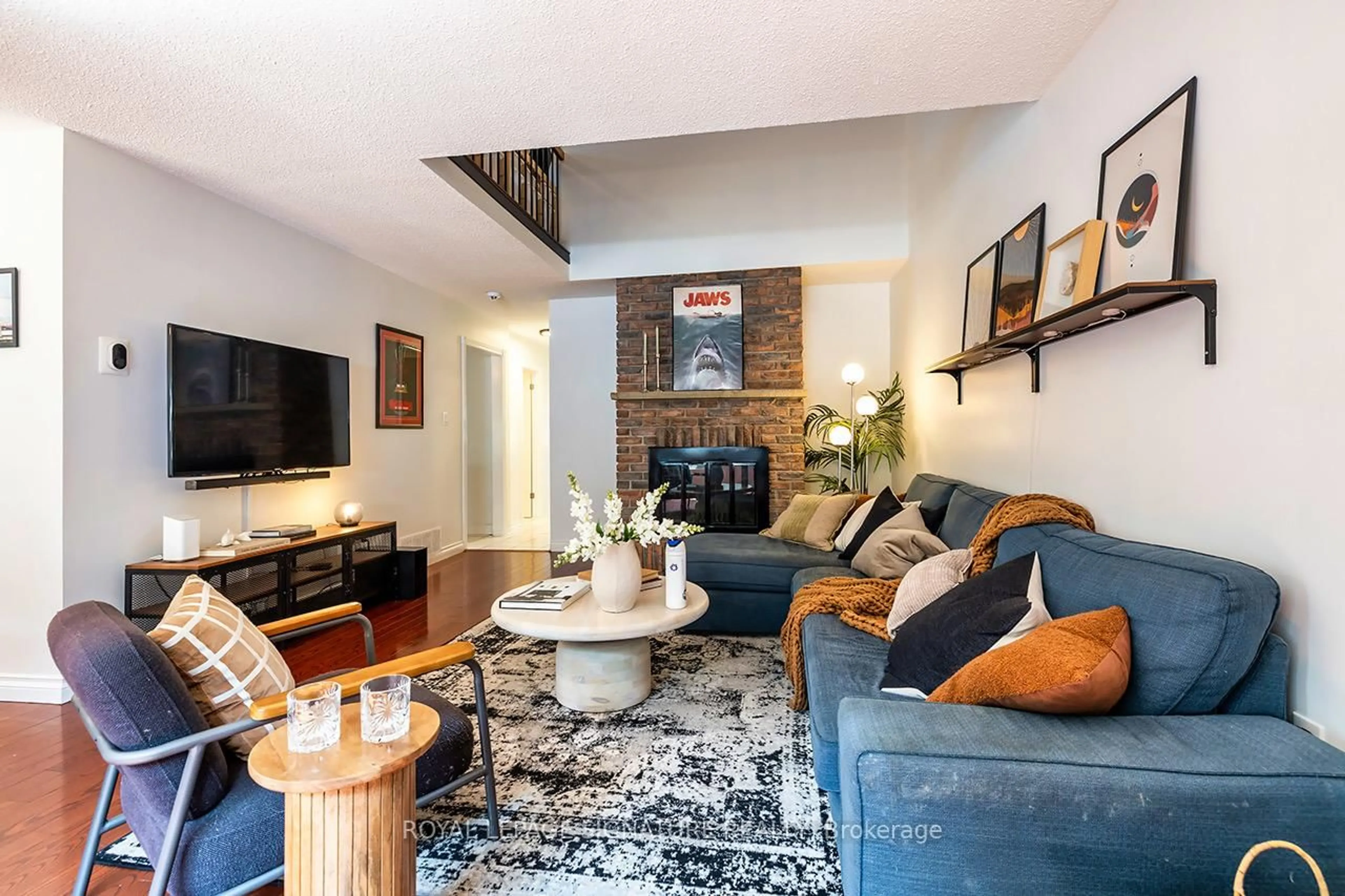 Living room with furniture, unknown for 1742 Listowell Cres, Pickering Ontario L1V 2Y3