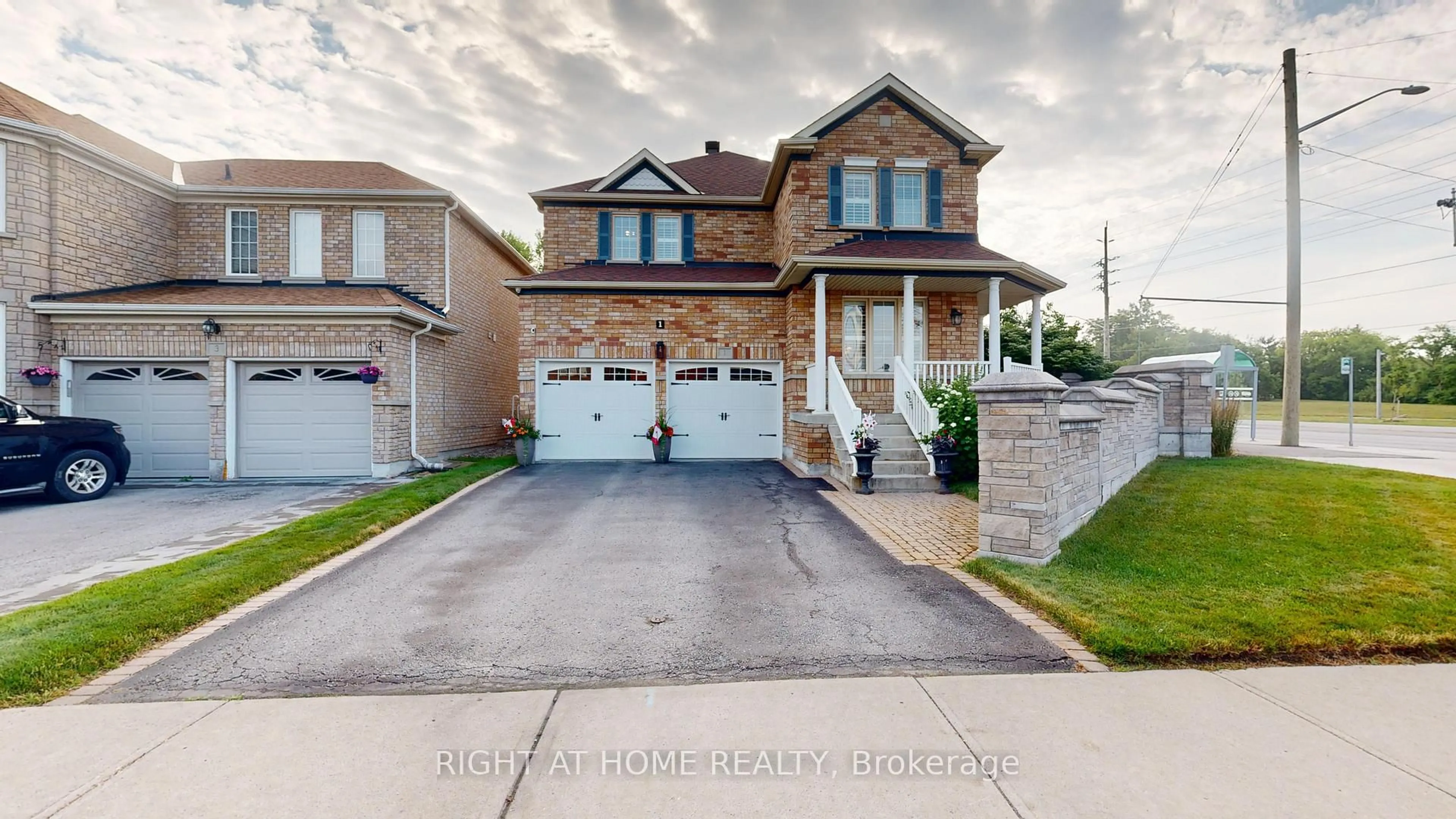 Unknown for 1 Carter-Bennett Dr, Ajax Ontario L1T 4N6