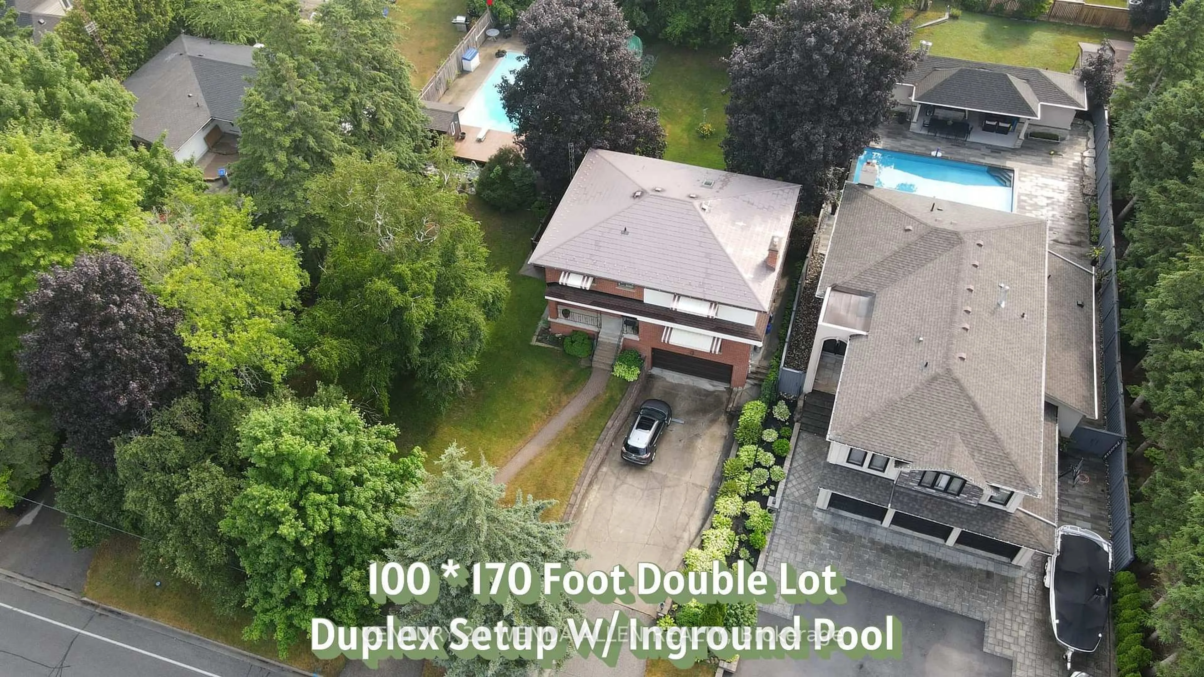 A pic from outside/outdoor area/front of a property/back of a property/a pic from drone, water/lake/river/ocean view for 1873 Woodview Ave, Pickering Ontario L1V 1L5