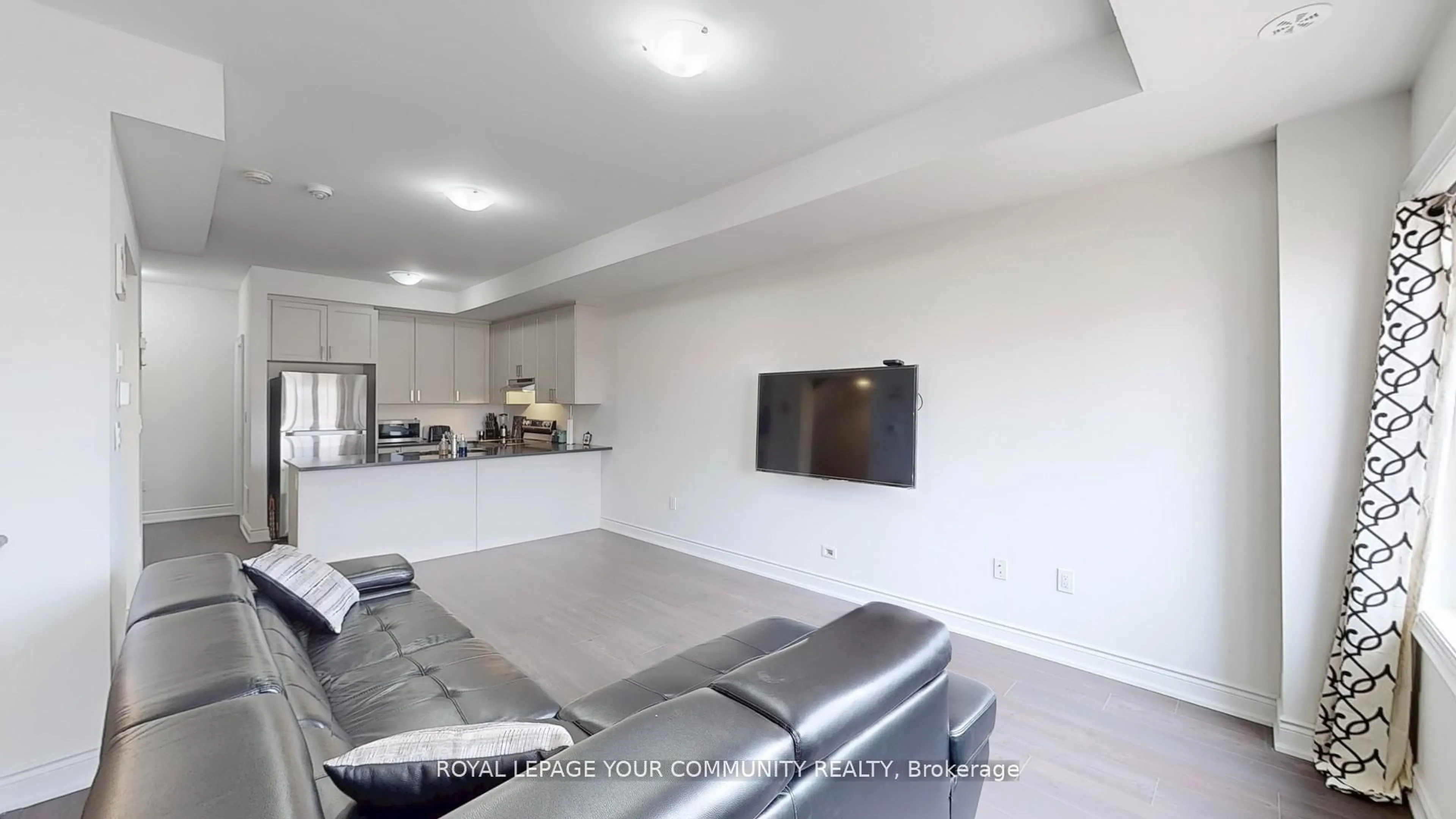 Unknown for 2681 Magdalen Path #35, Oshawa Ontario L1L 0R6