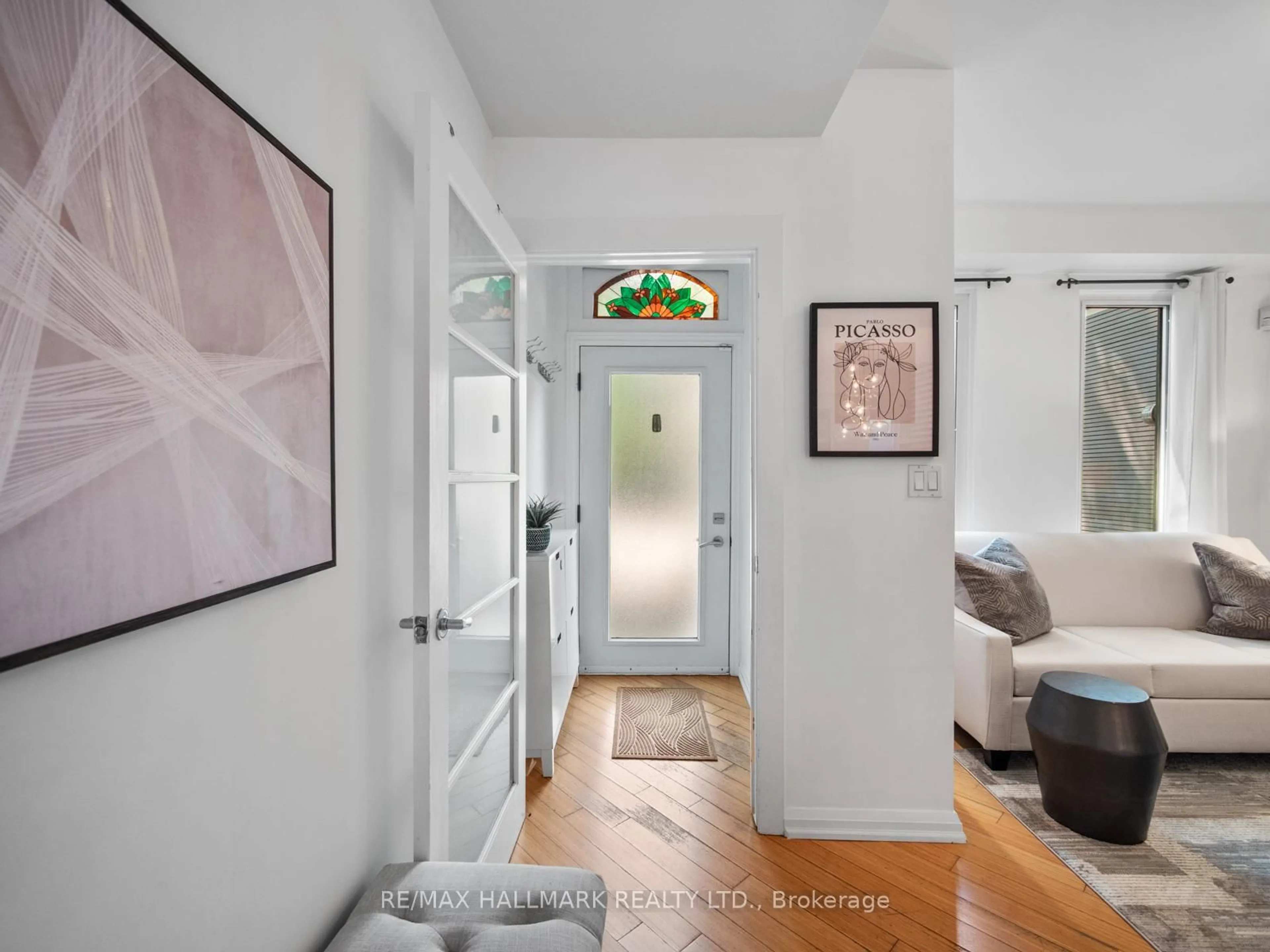 Indoor entryway for 69 De Grassi St, Toronto Ontario M4M 2K5