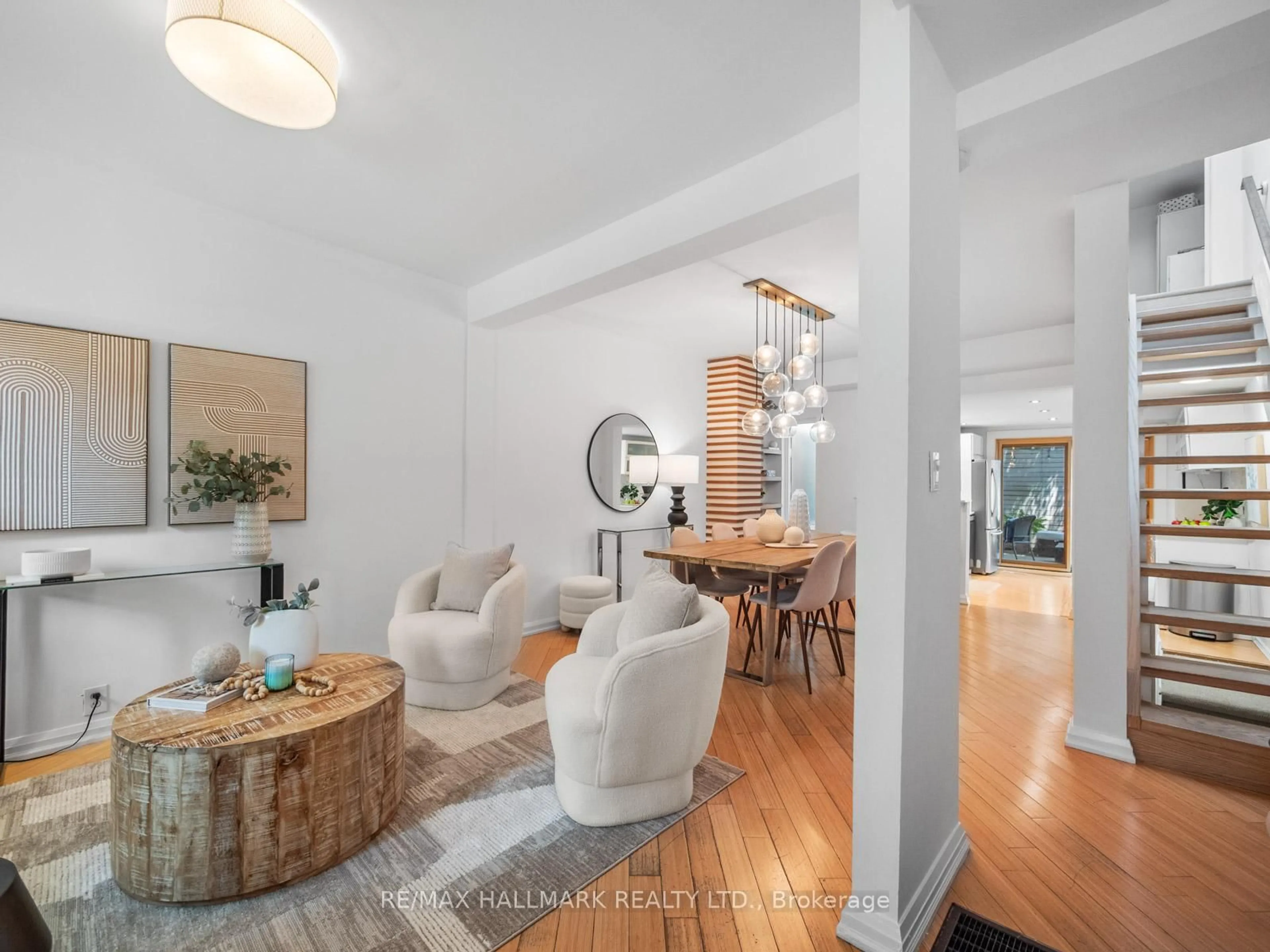 Unknown for 69 De Grassi St, Toronto Ontario M4M 2K5