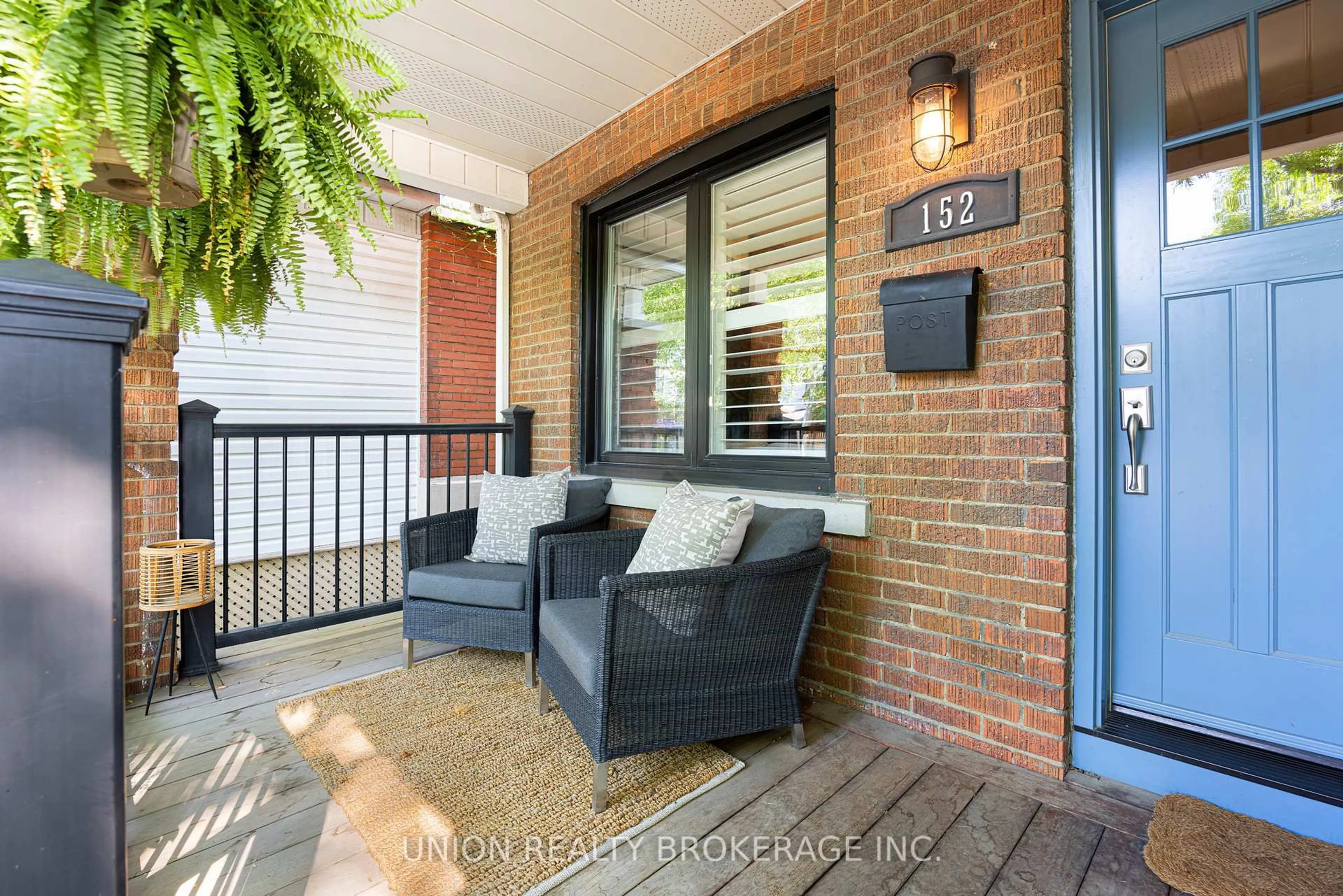 Patio, street for 152 Milverton Blvd, Toronto Ontario M4J 1V3