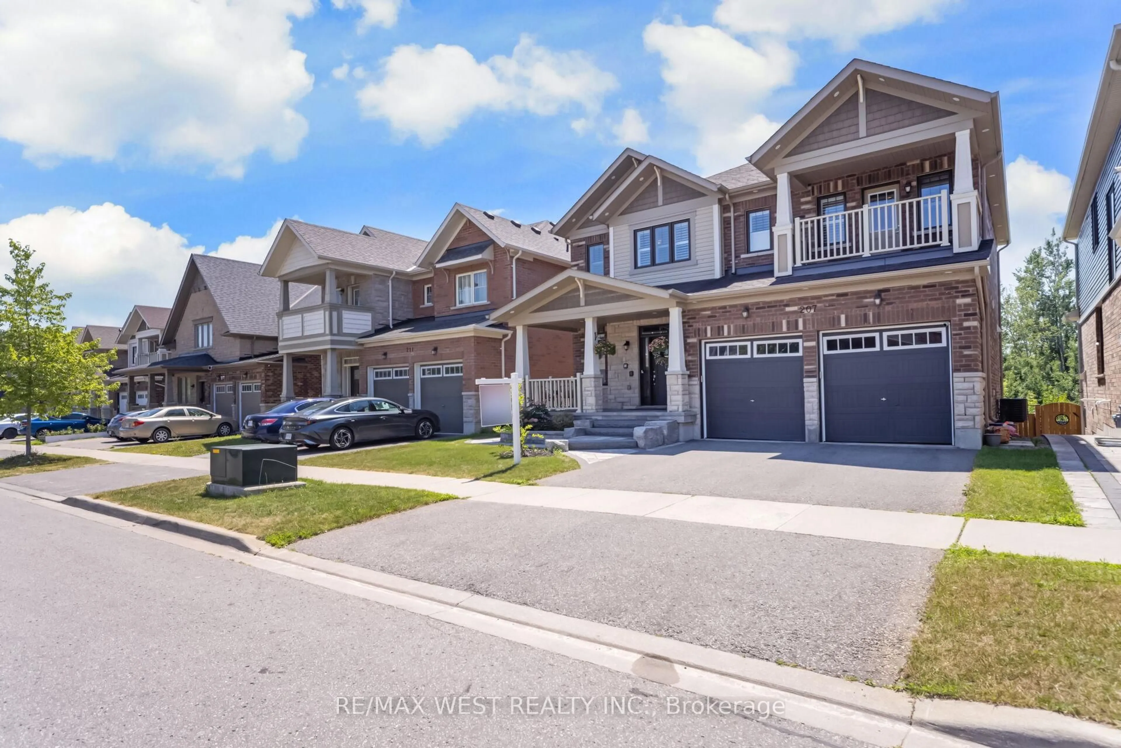 Unknown for 207 Symington Ave, Oshawa Ontario L1L 0J8