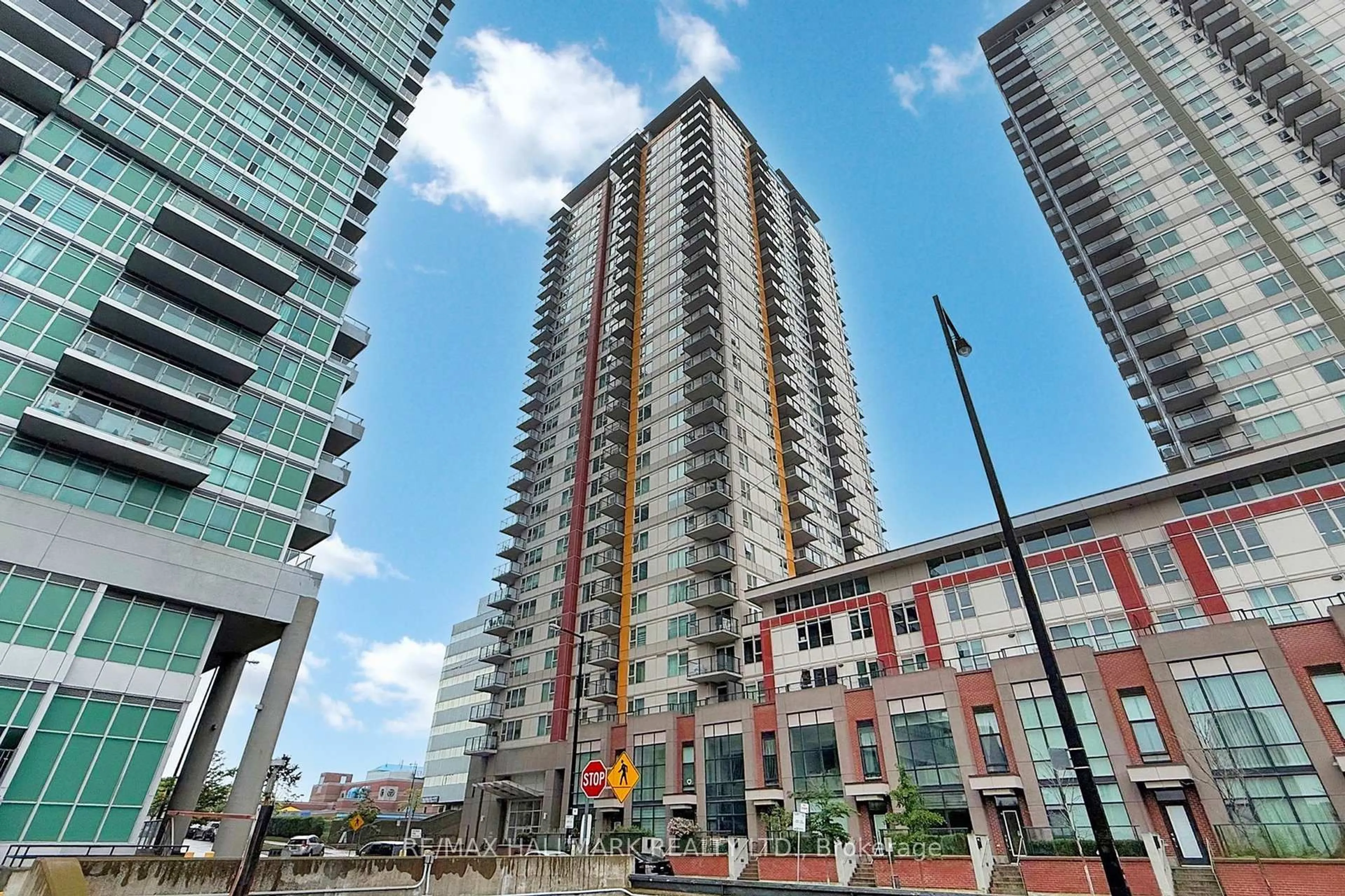 Patio, city buildings view from balcony for 25 Town Centre Crt #3009, Toronto Ontario M1P 0B4
