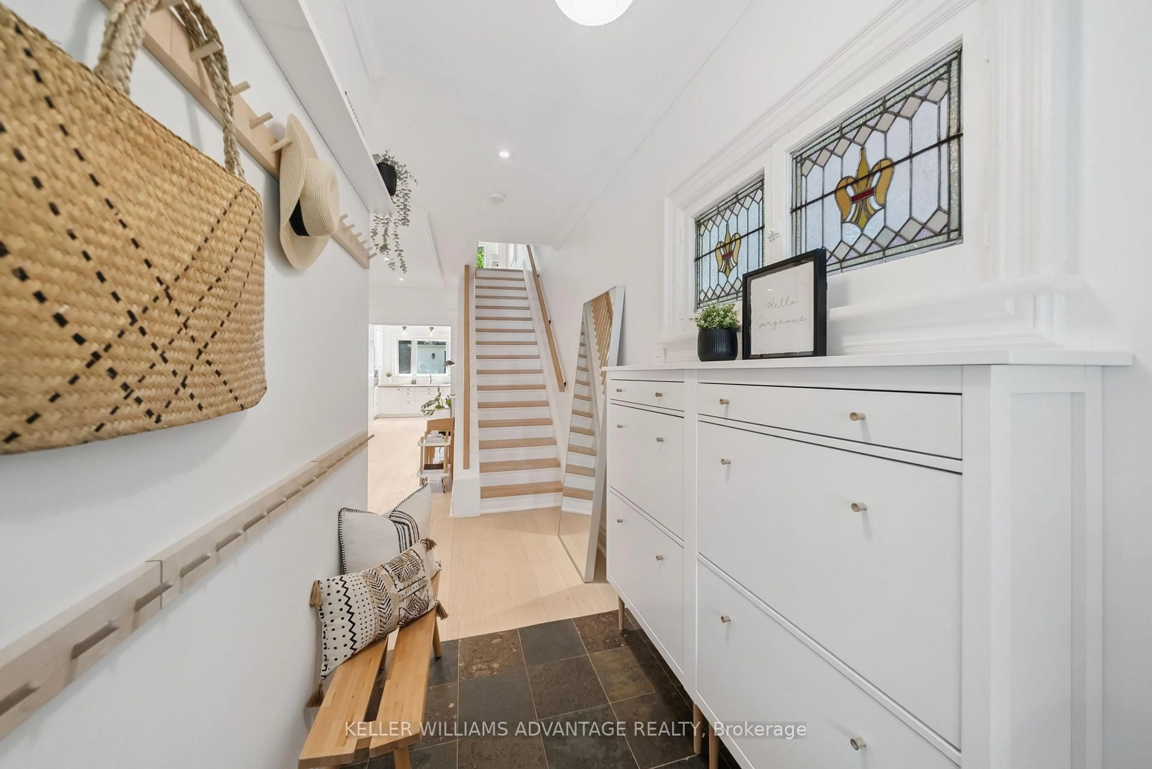 Indoor entryway for 84 Wheeler Ave, Toronto Ontario M4L 3V2