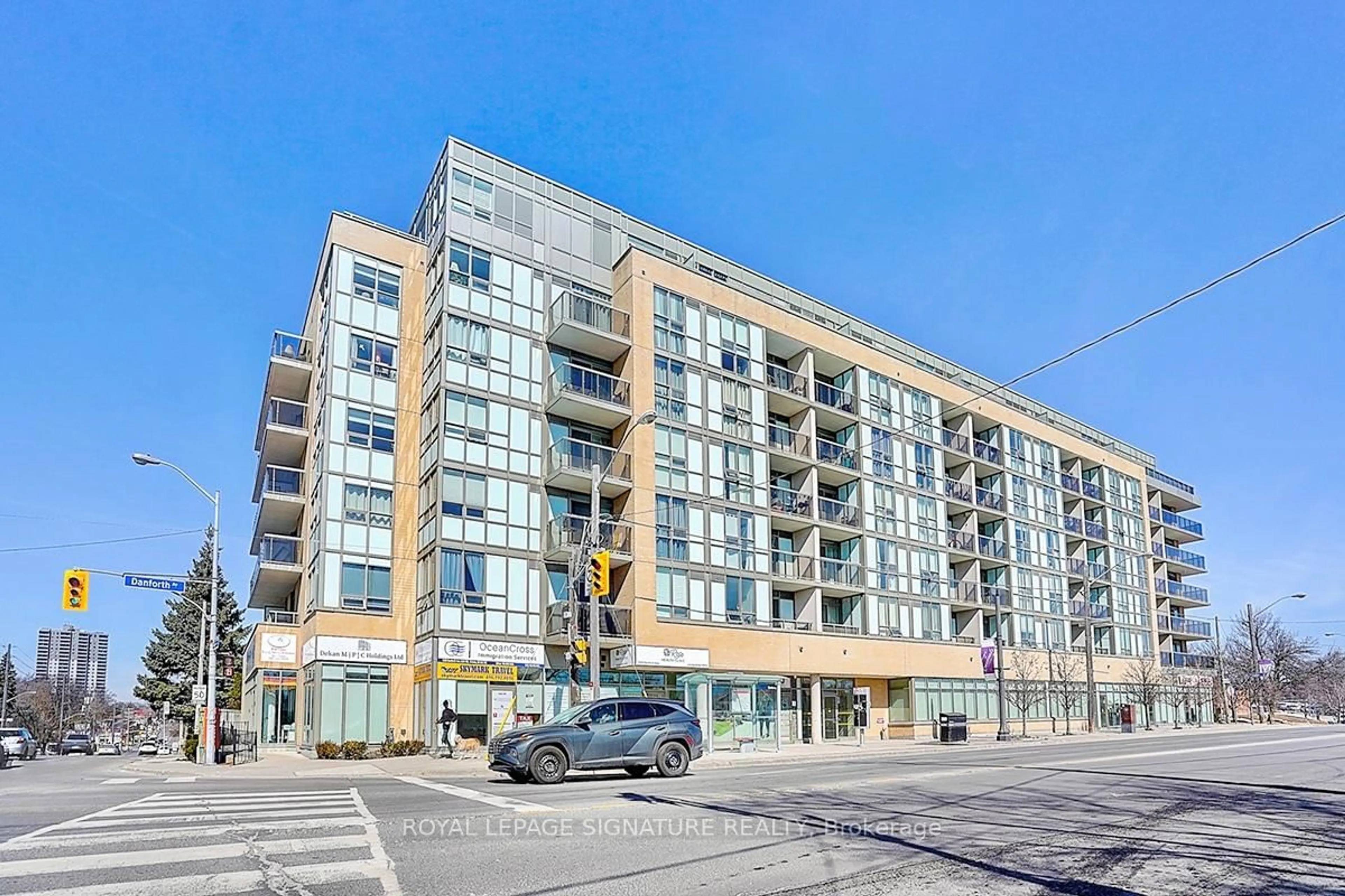 Unknown for 3520 Danforth Ave #308, Toronto Ontario M1L 1E5