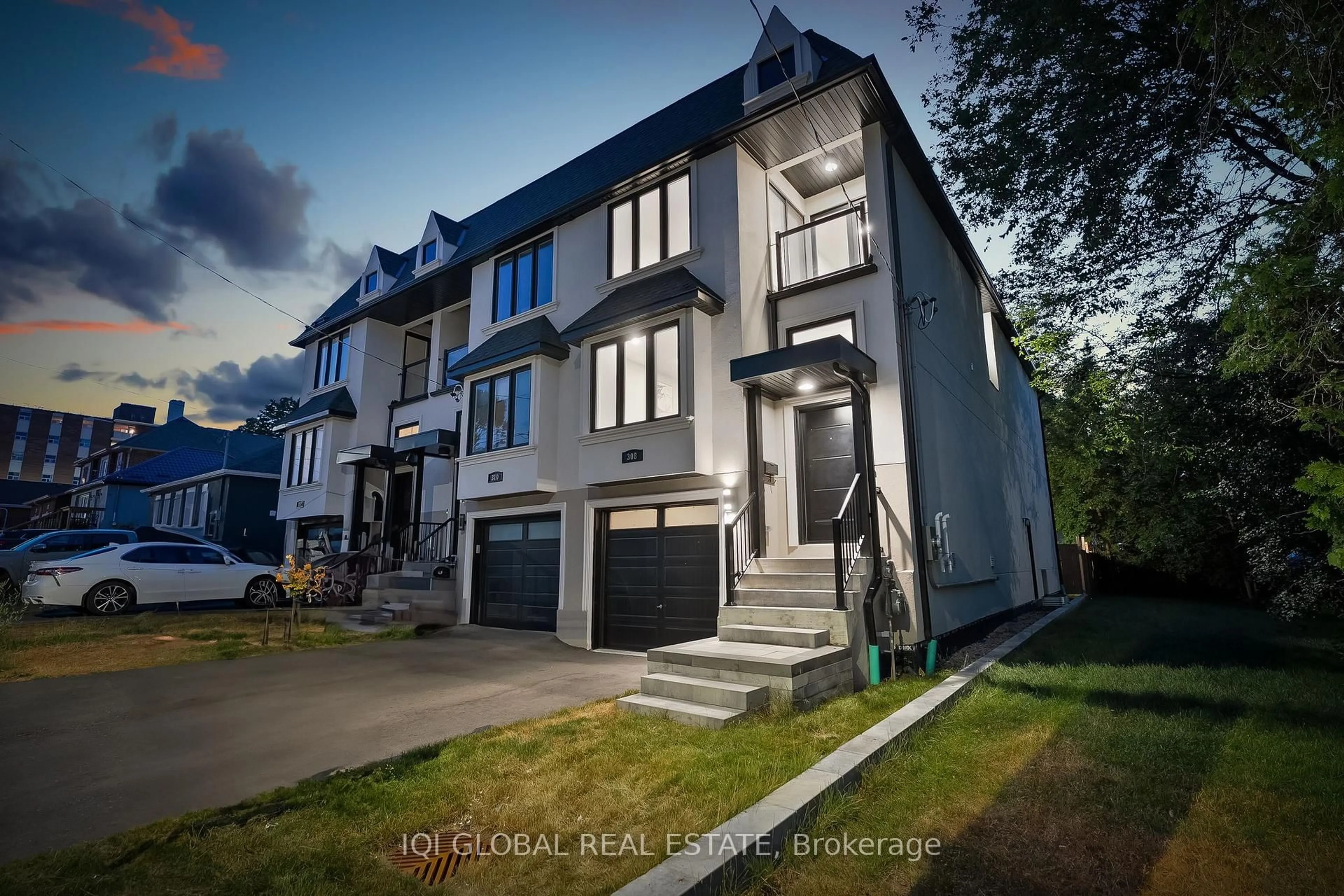 Unknown for 308 Anderson Ave, Oshawa Ontario L1J 2N7
