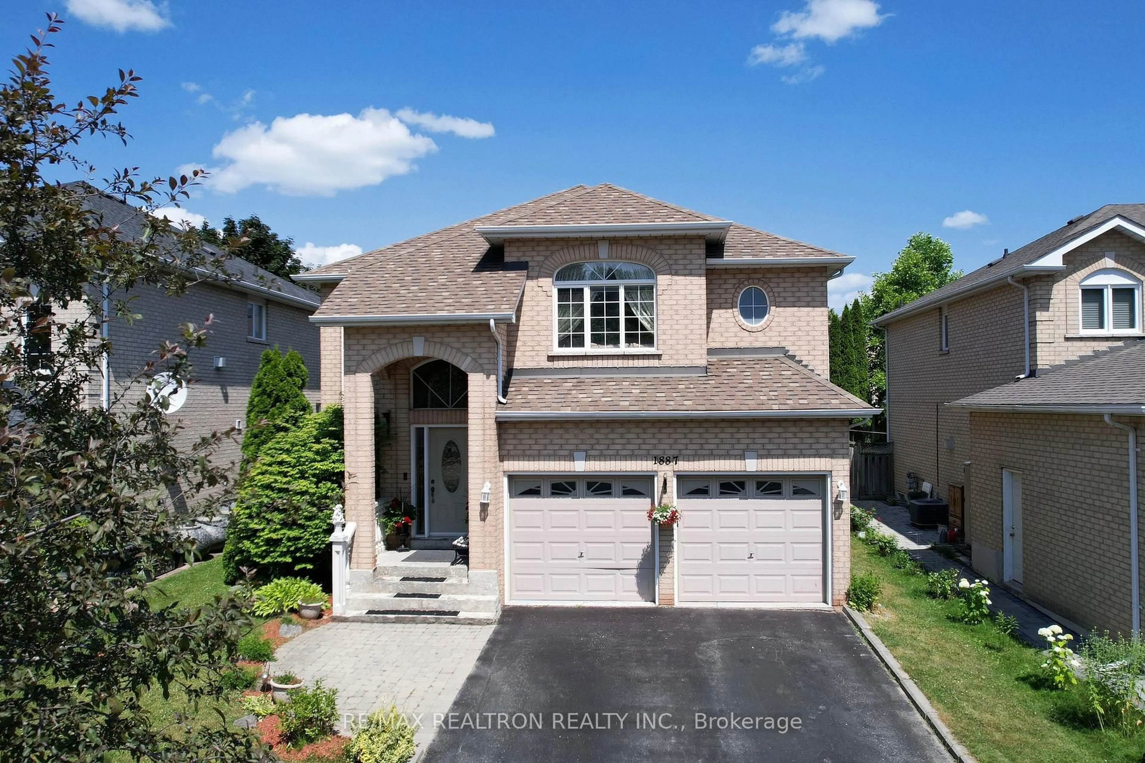 Unknown for 1887 Fairport Rd, Pickering Ontario L1V 1T5
