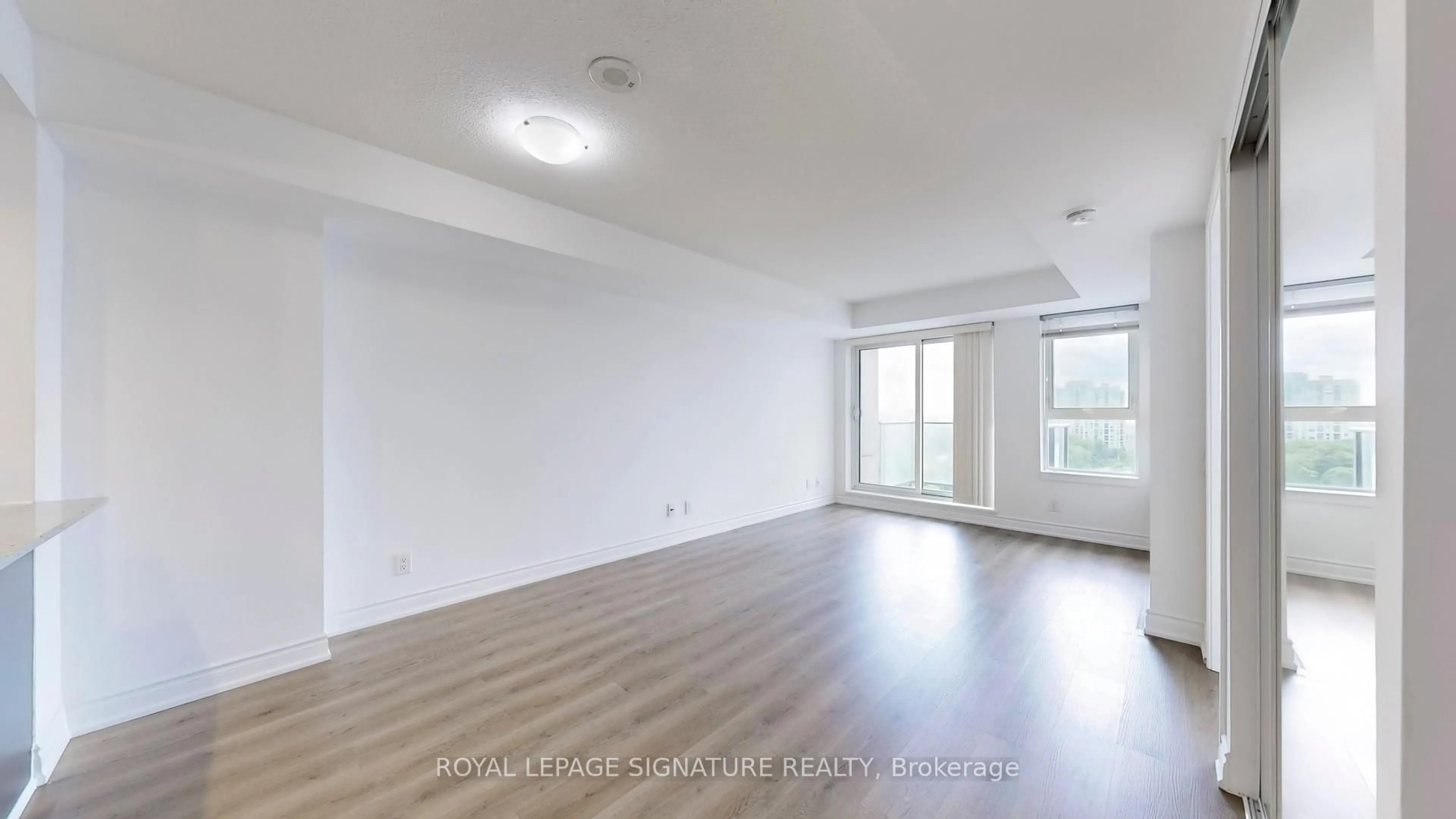 A pic of a room for 190 Borough Dr #1909, Toronto Ontario M1P 0B6