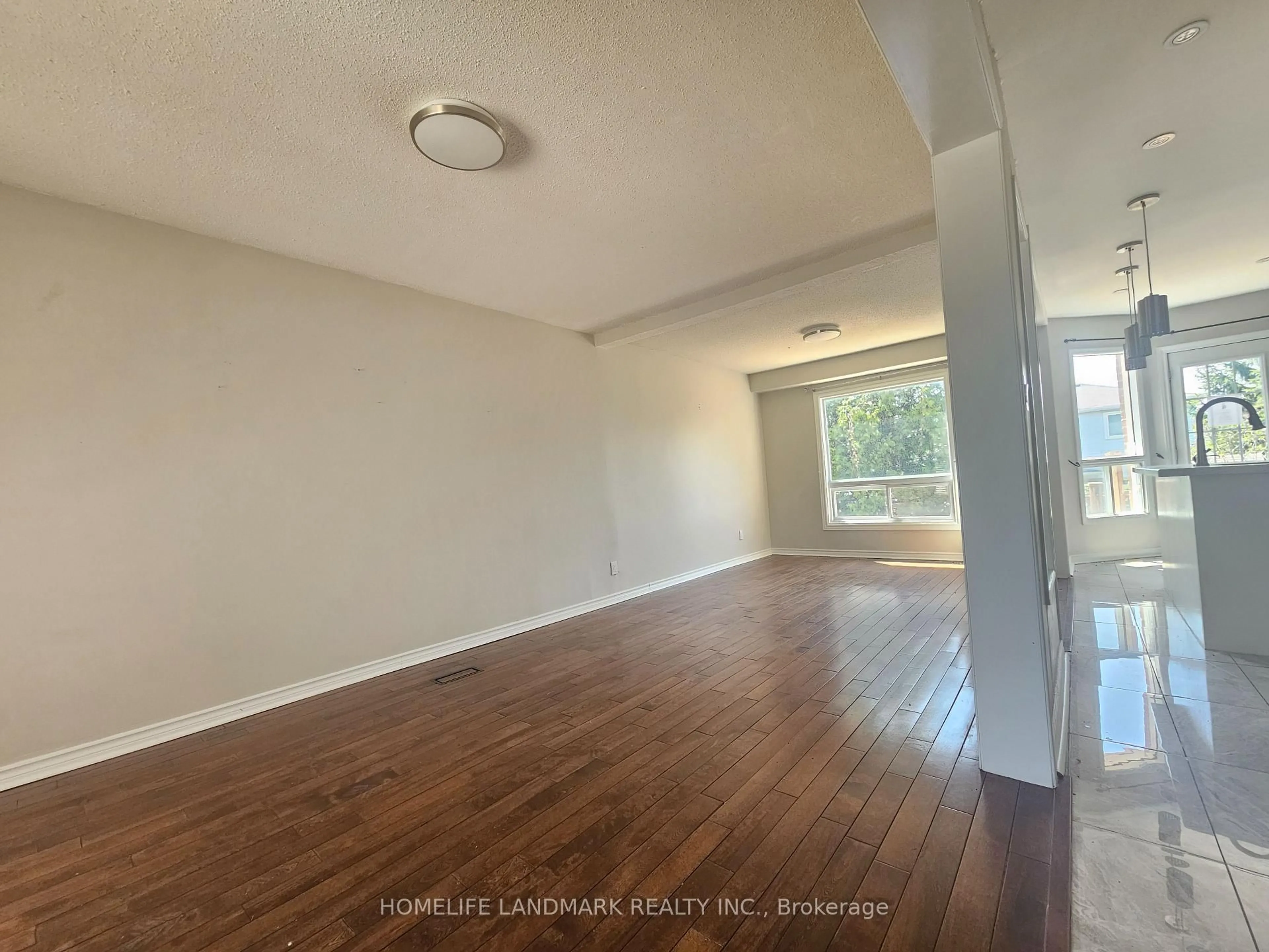 A pic of a room for 796 Bennett Cres, Oshawa Ontario L1K 1T5