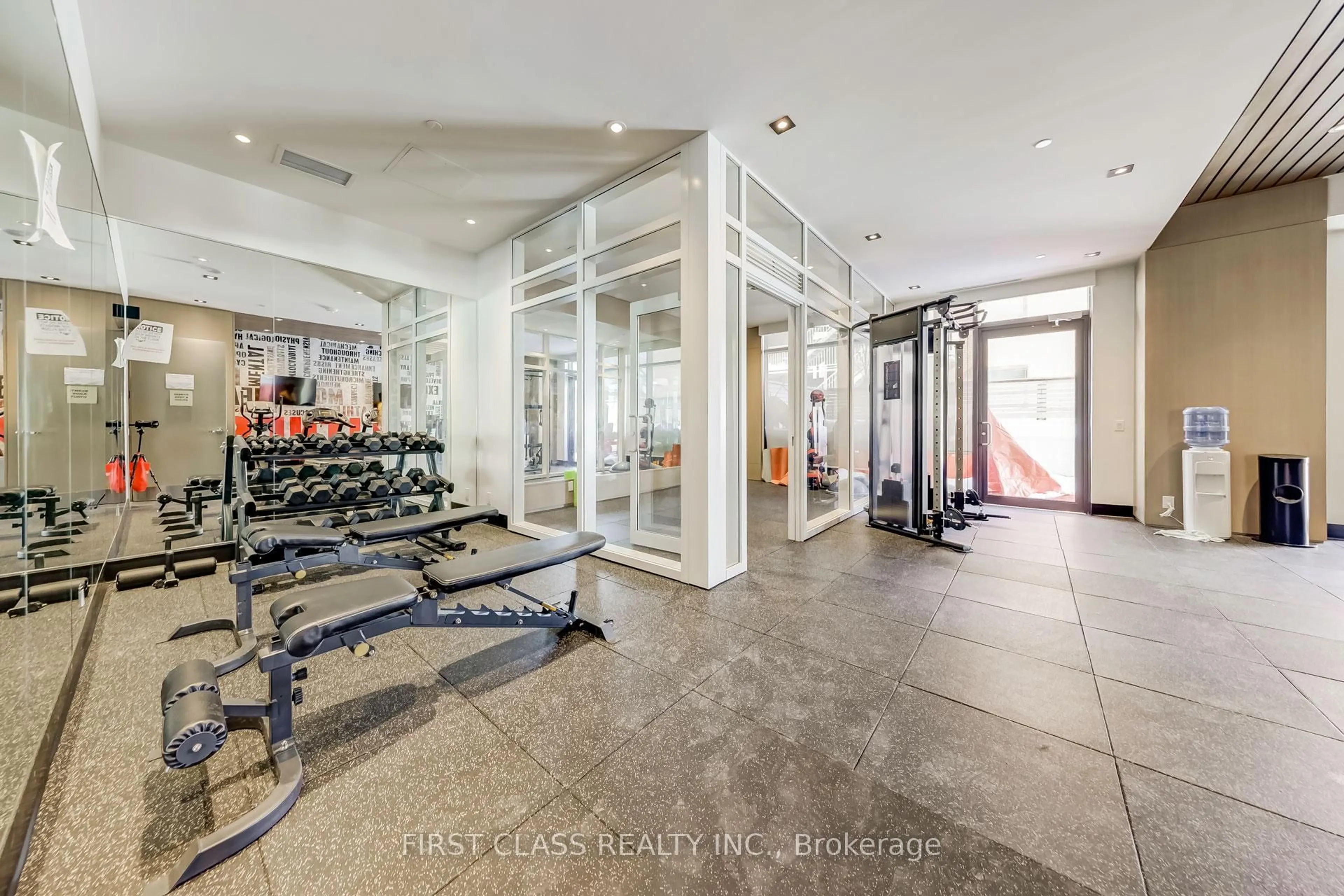 Gym or fitness room for 2369 Danforth Ave #904, Toronto Ontario M4C 1K7