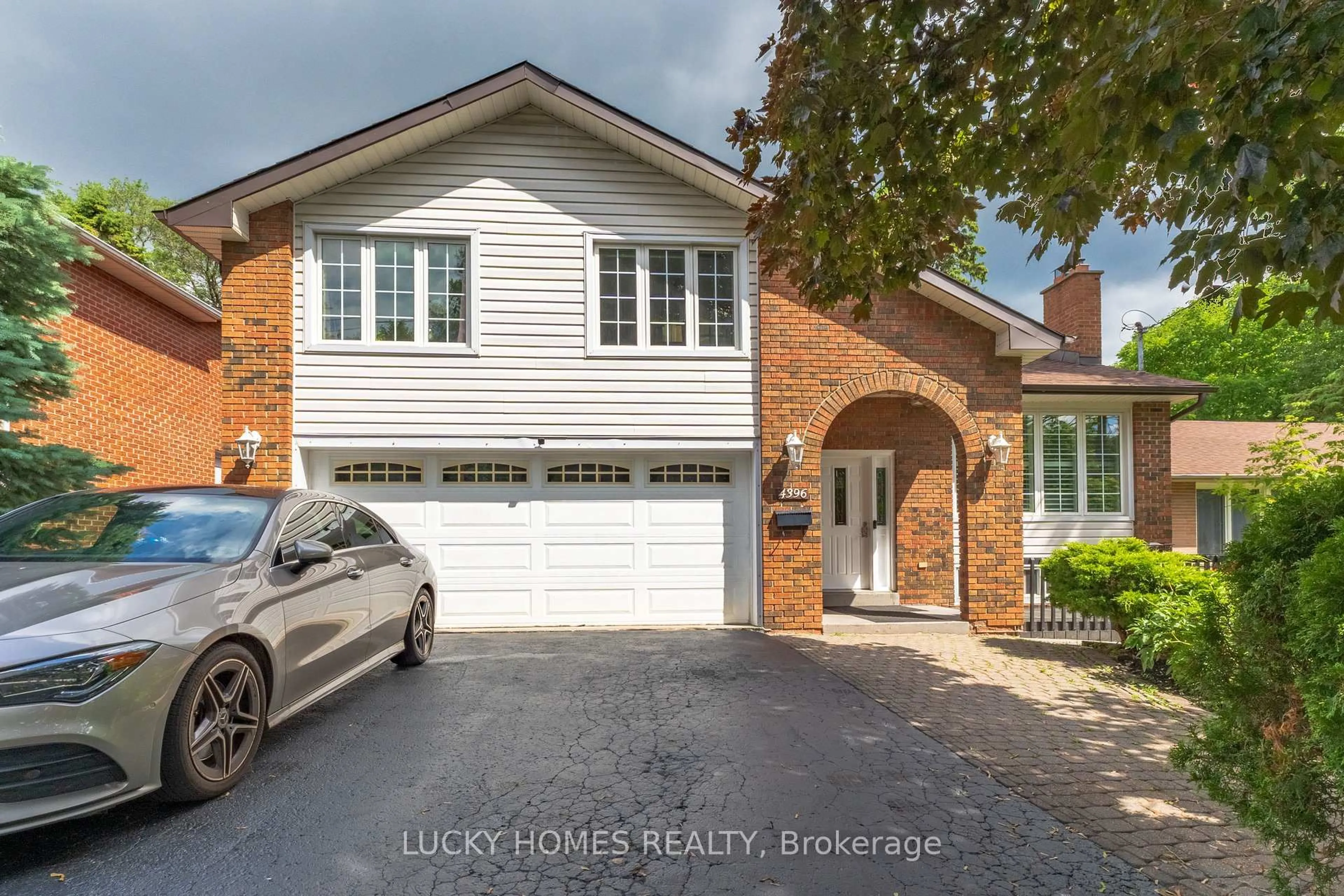 Home with brick exterior material, street for 4396 Lawrence Ave, Toronto Ontario M1E 2T5