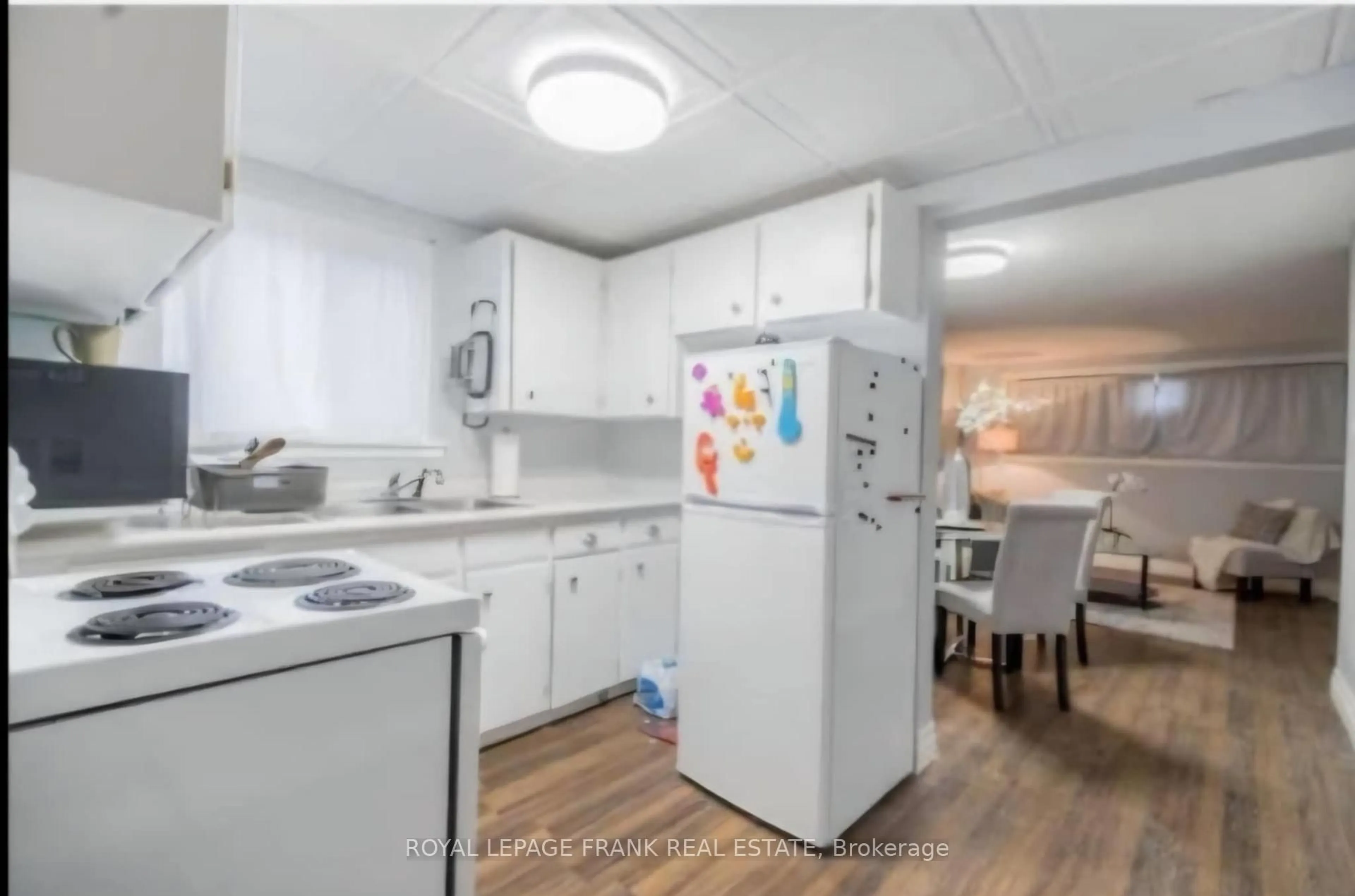 Standard kitchen, unknown for 1030 Ravine Rd, Oshawa Ontario L1H 4C8
