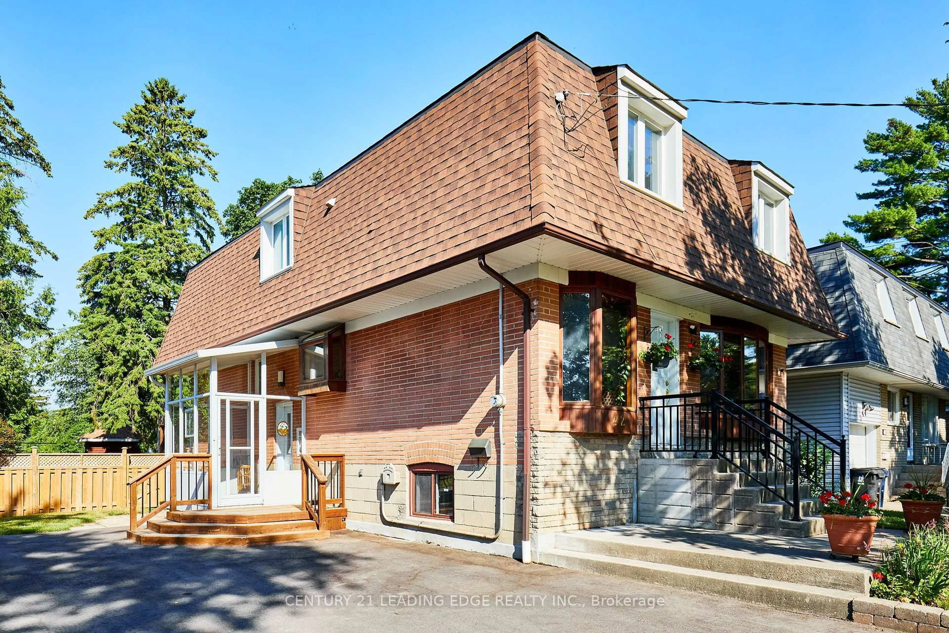 Home with brick exterior material, building for 42 Gladys Rd, Toronto Ontario M1C 1C6