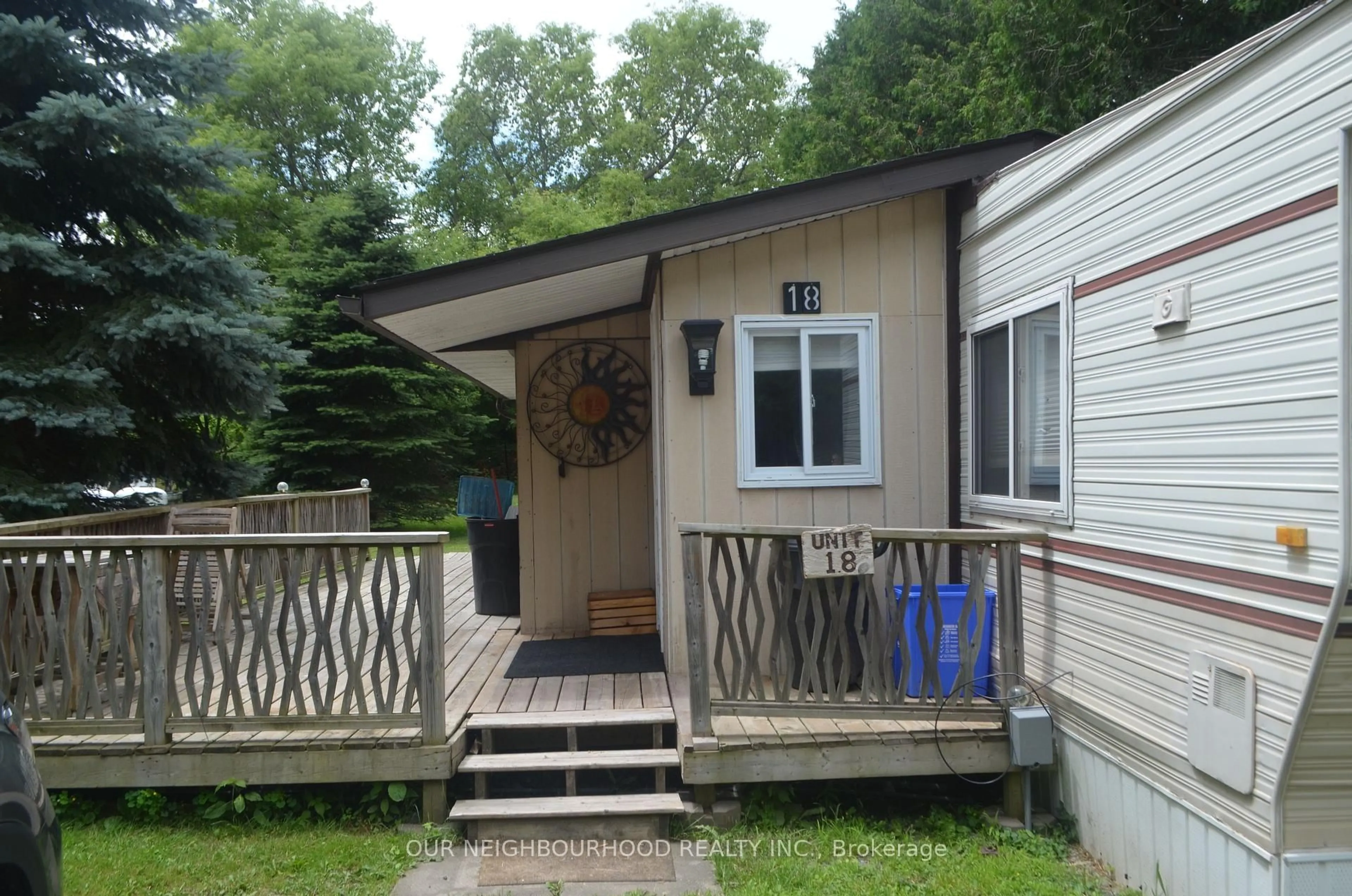 Home with vinyl exterior material, street for 623 King Ave #18, Clarington Ontario L1B 1K7
