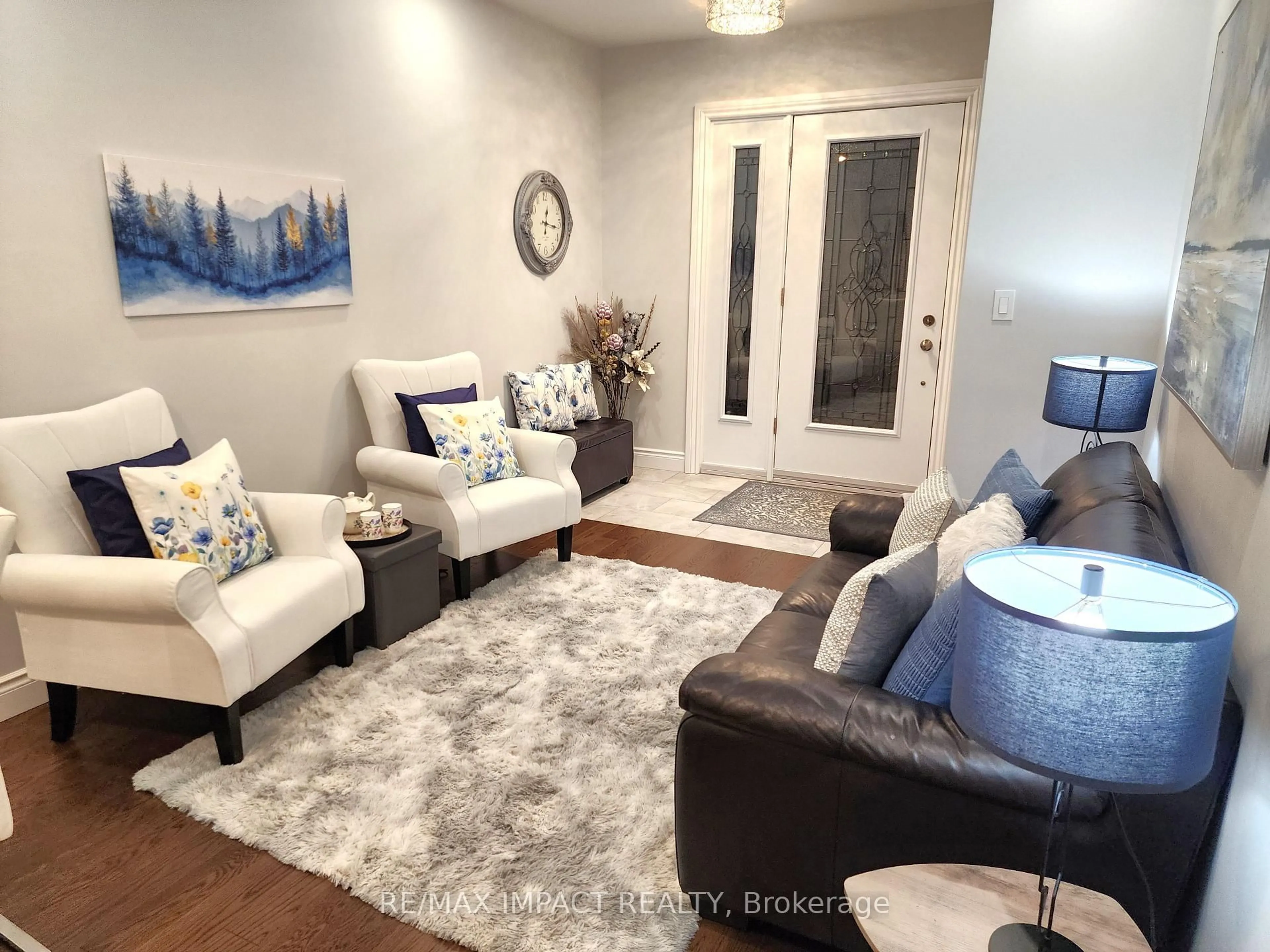 Living room with furniture, unknown for 636 CHRISTIE Ave, Oshawa Ontario L1G 4L7