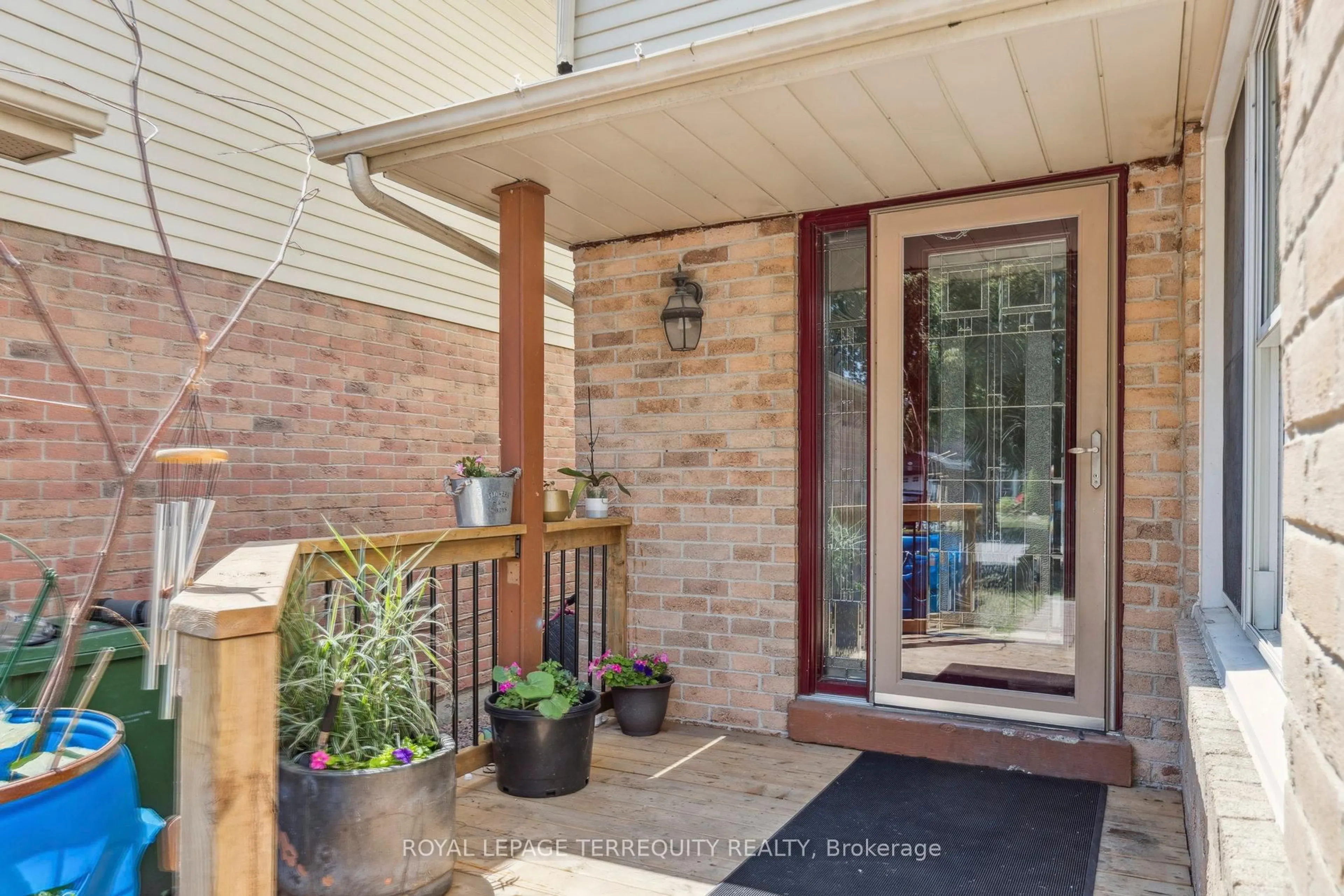 Indoor entryway for 44 Harman Dr, Ajax Ontario L1S 5H6