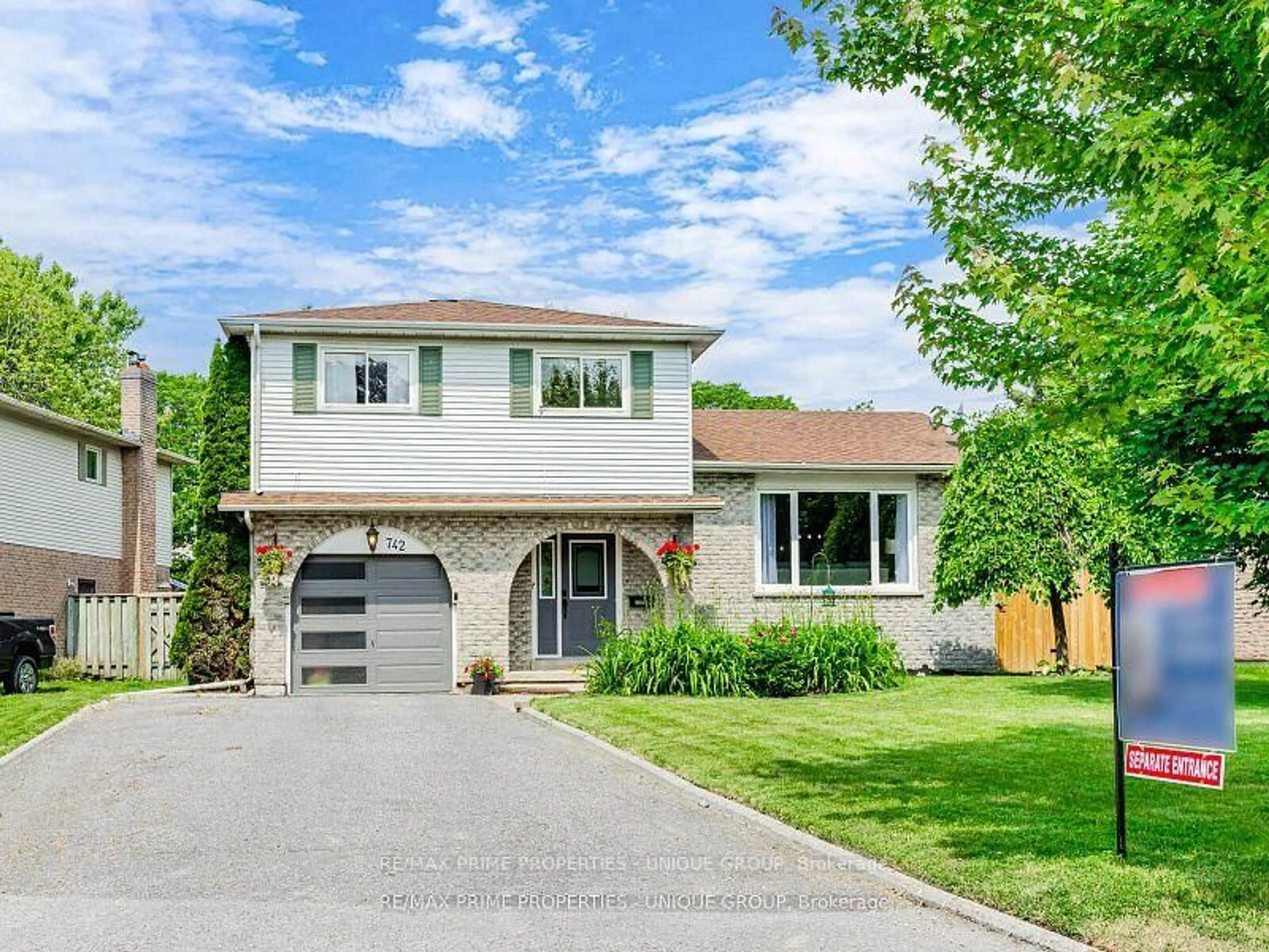 Home with brick exterior material, street for 742 Greenbriar Dr, Oshawa Ontario L1G 7J6