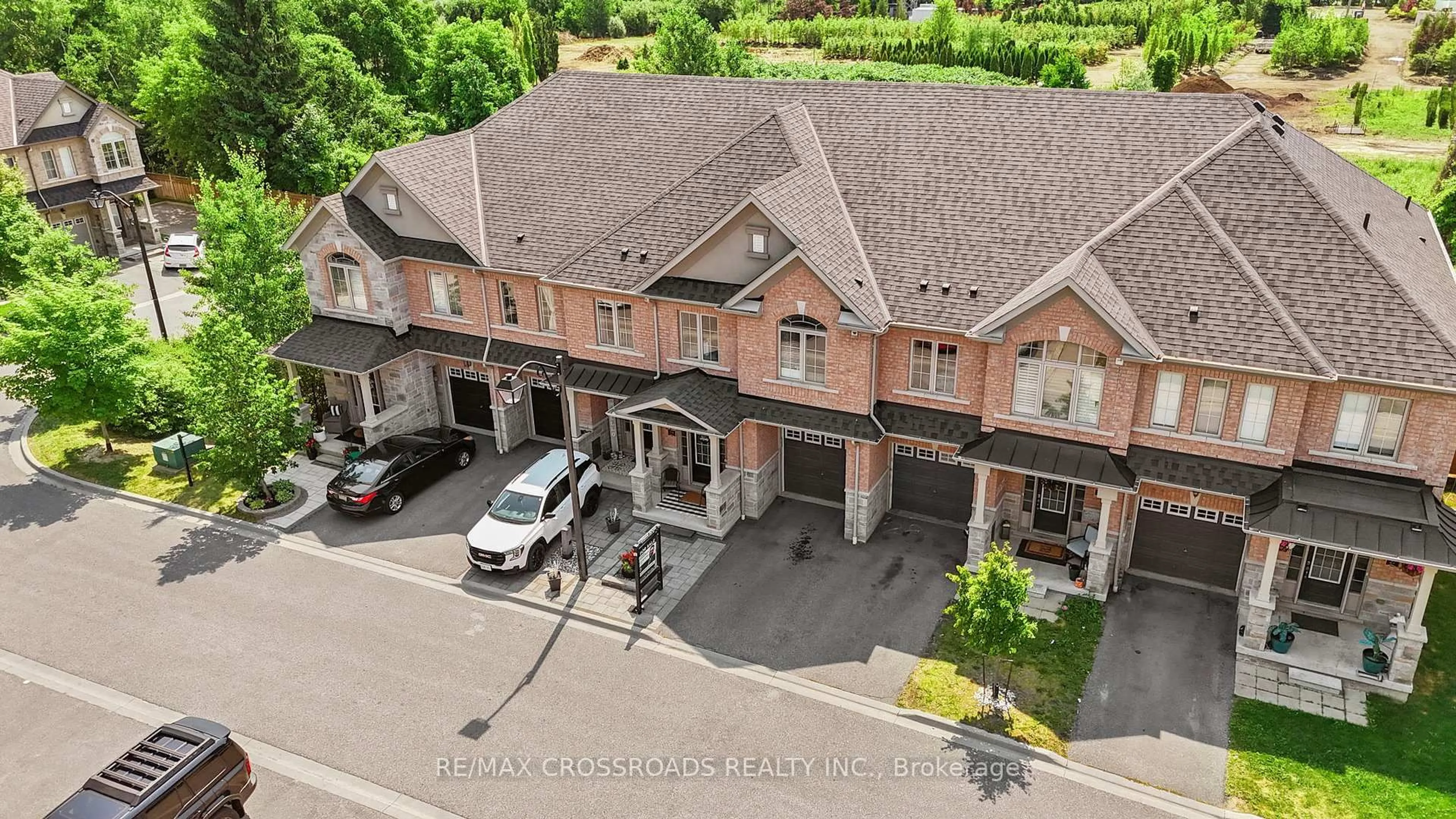 A pic from outside/outdoor area/front of a property/back of a property/a pic from drone, unknown for 1965 Altona Rd #29, Pickering Ontario L1V 0E5