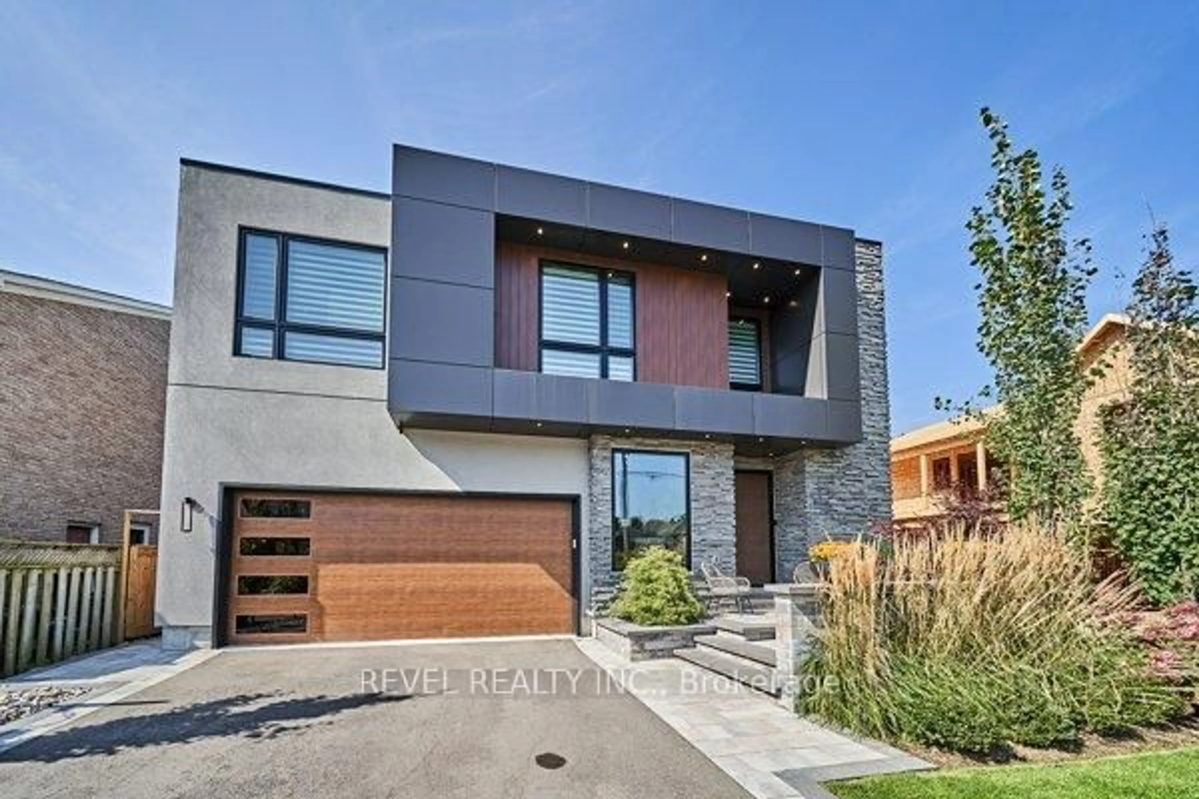 Home with brick exterior material, street for 516 Poplar Ave, Ajax Ontario L1S 1G1