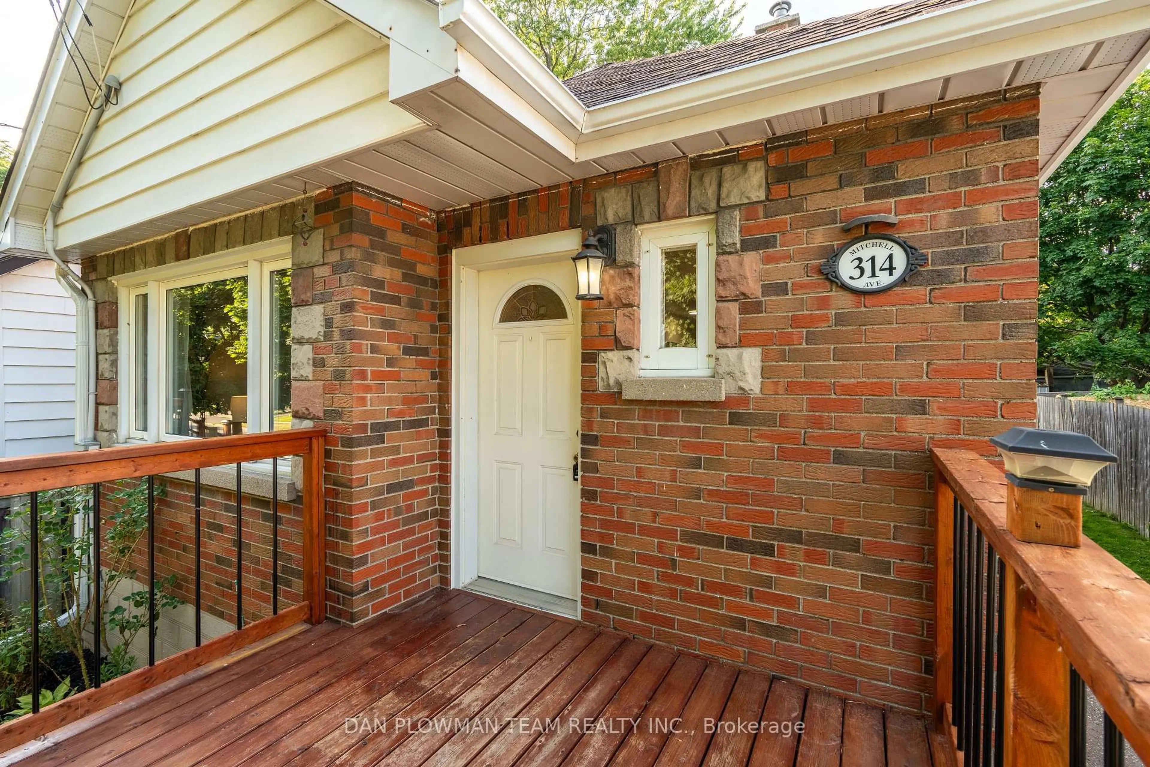Unknown for 314 Mitchell Ave, Oshawa Ontario L1H 2V9