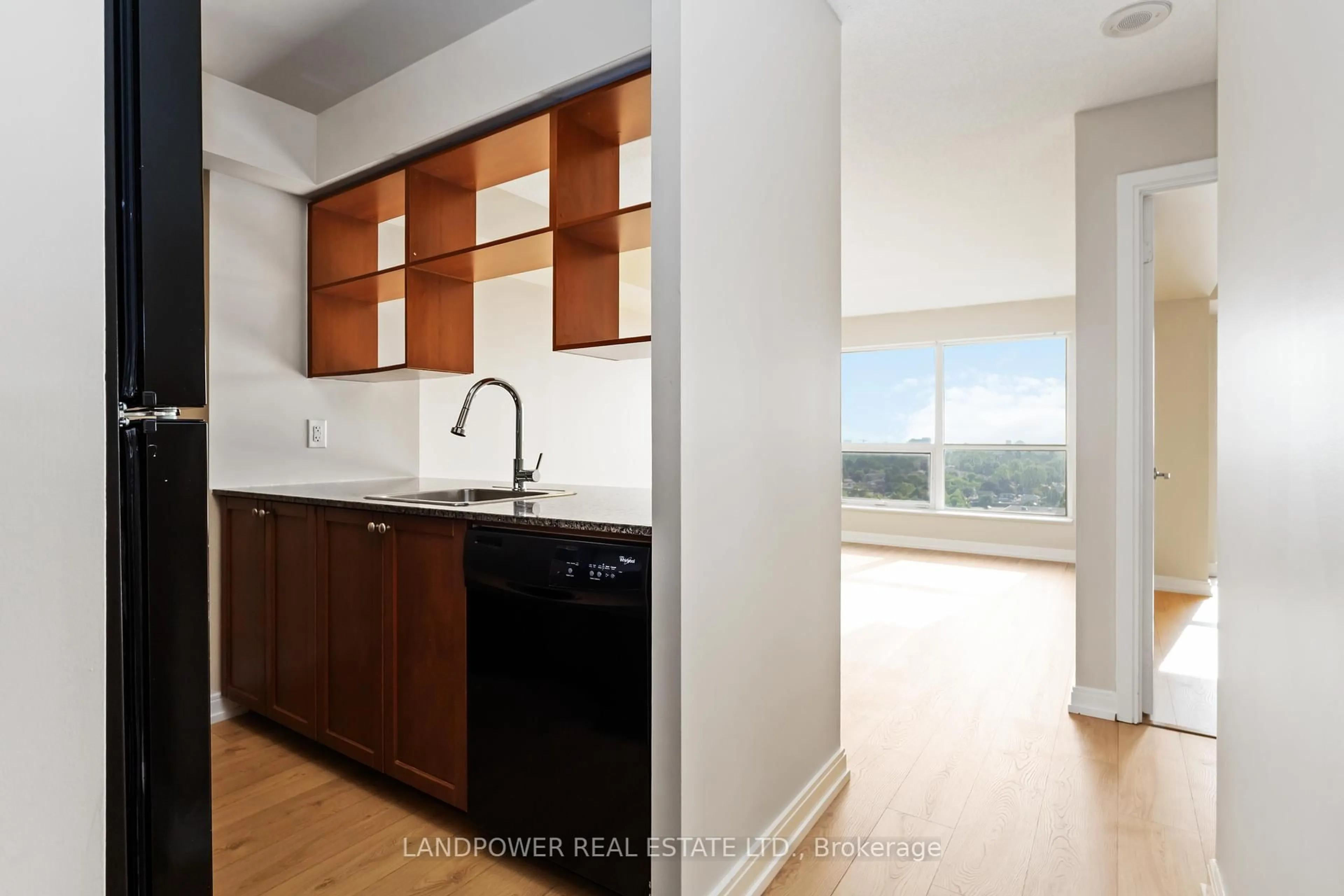 Standard kitchen, unknown for 151 Village Green Sq #1610, Toronto Ontario M1S 0K5