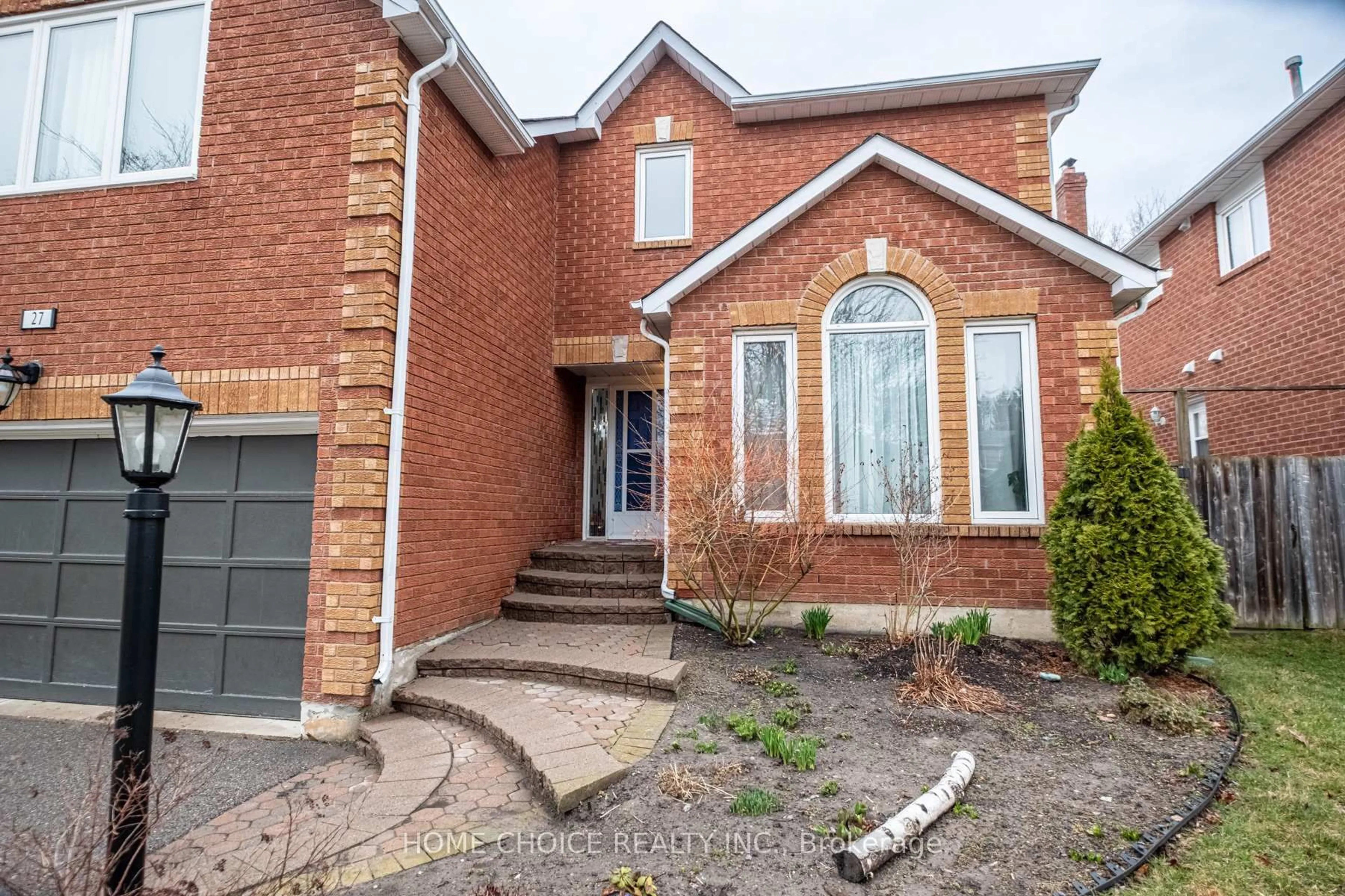 Home with brick exterior material, street for 27 Doncaster Cres, Clarington Ontario L1B 1E8