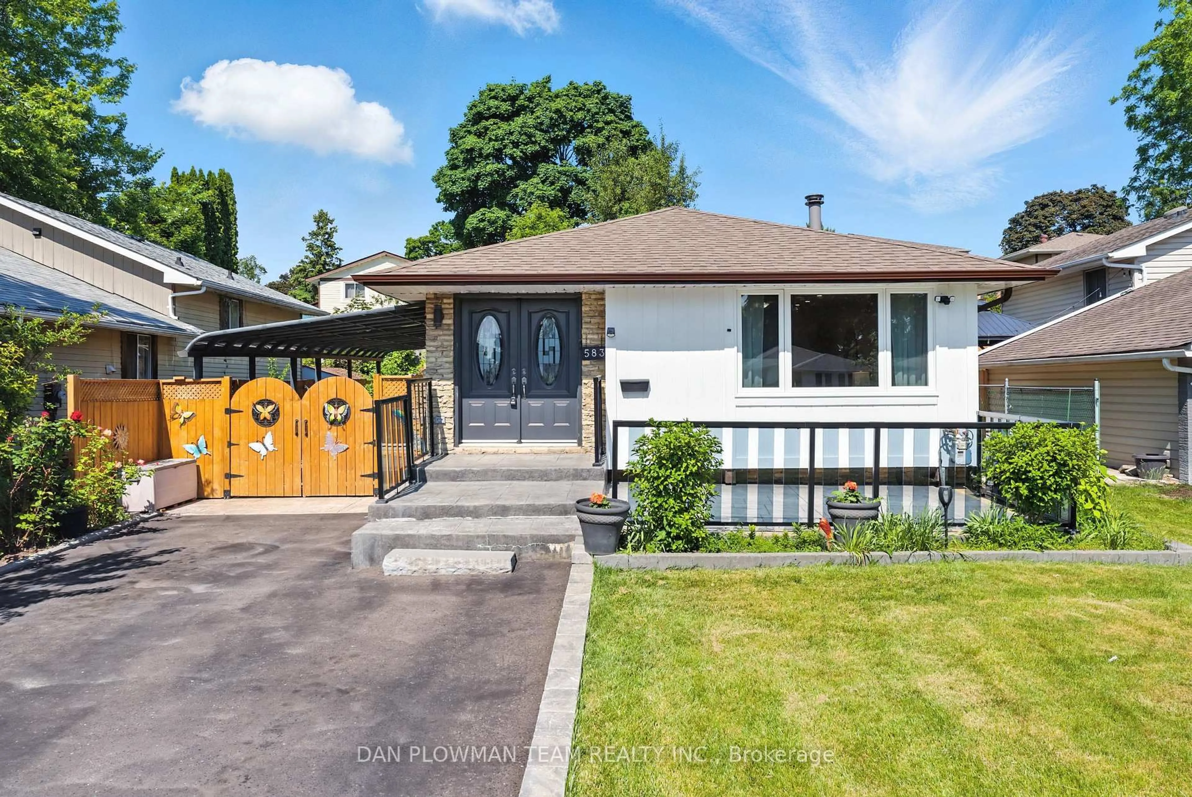 Unknown for 583 Annandale St, Oshawa Ontario L1H 7S6