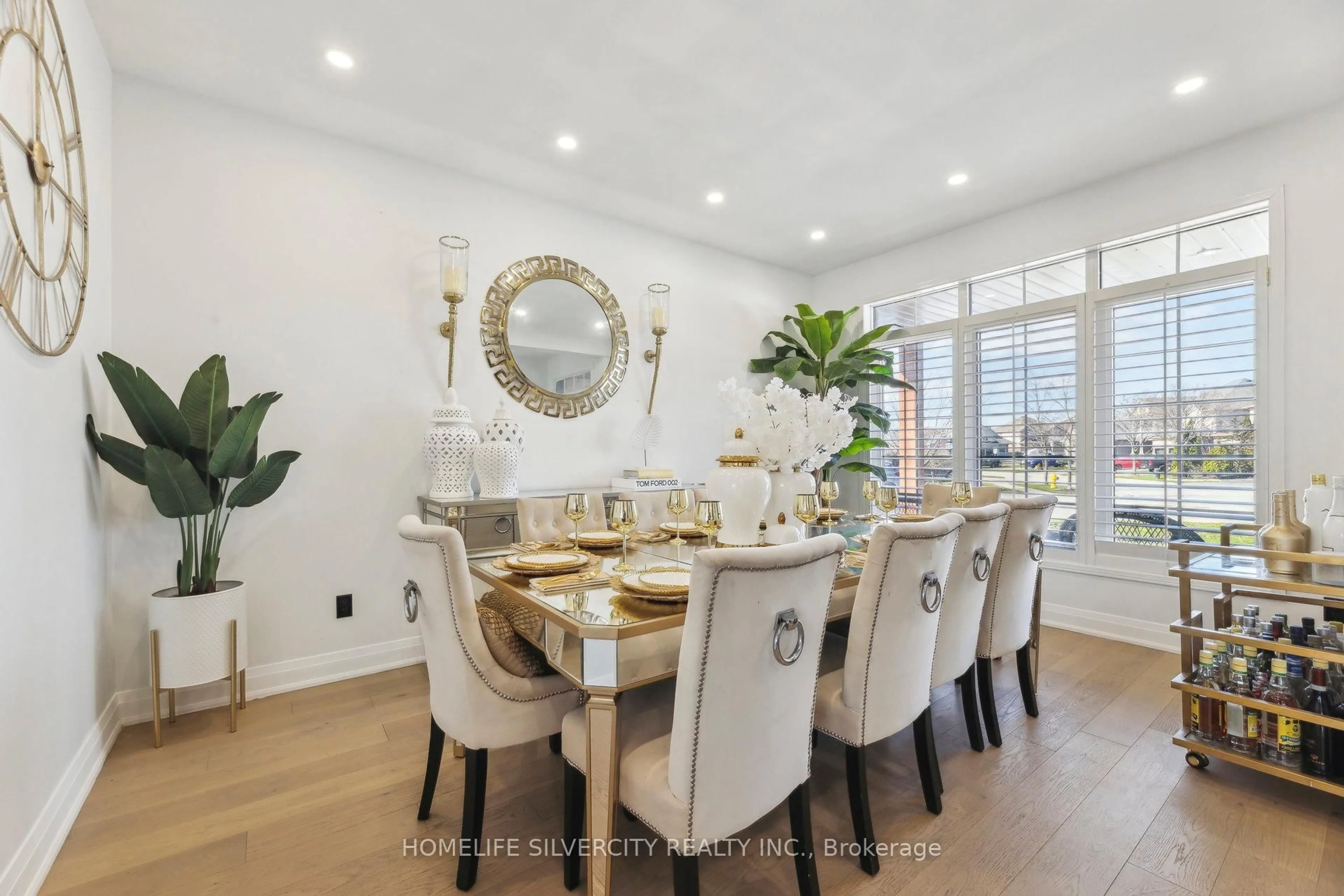 Dining room, unknown for 579 Faywood Cres, Oshawa Ontario L1K 2S4