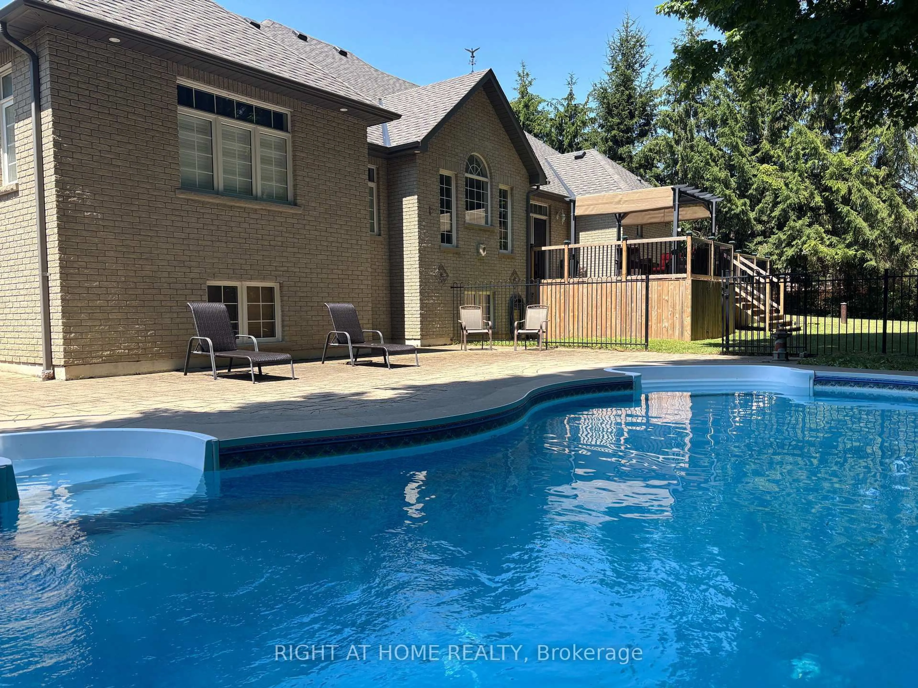 Pool for 3727 Old Scugog Rd, Clarington Ontario L1C 4J2