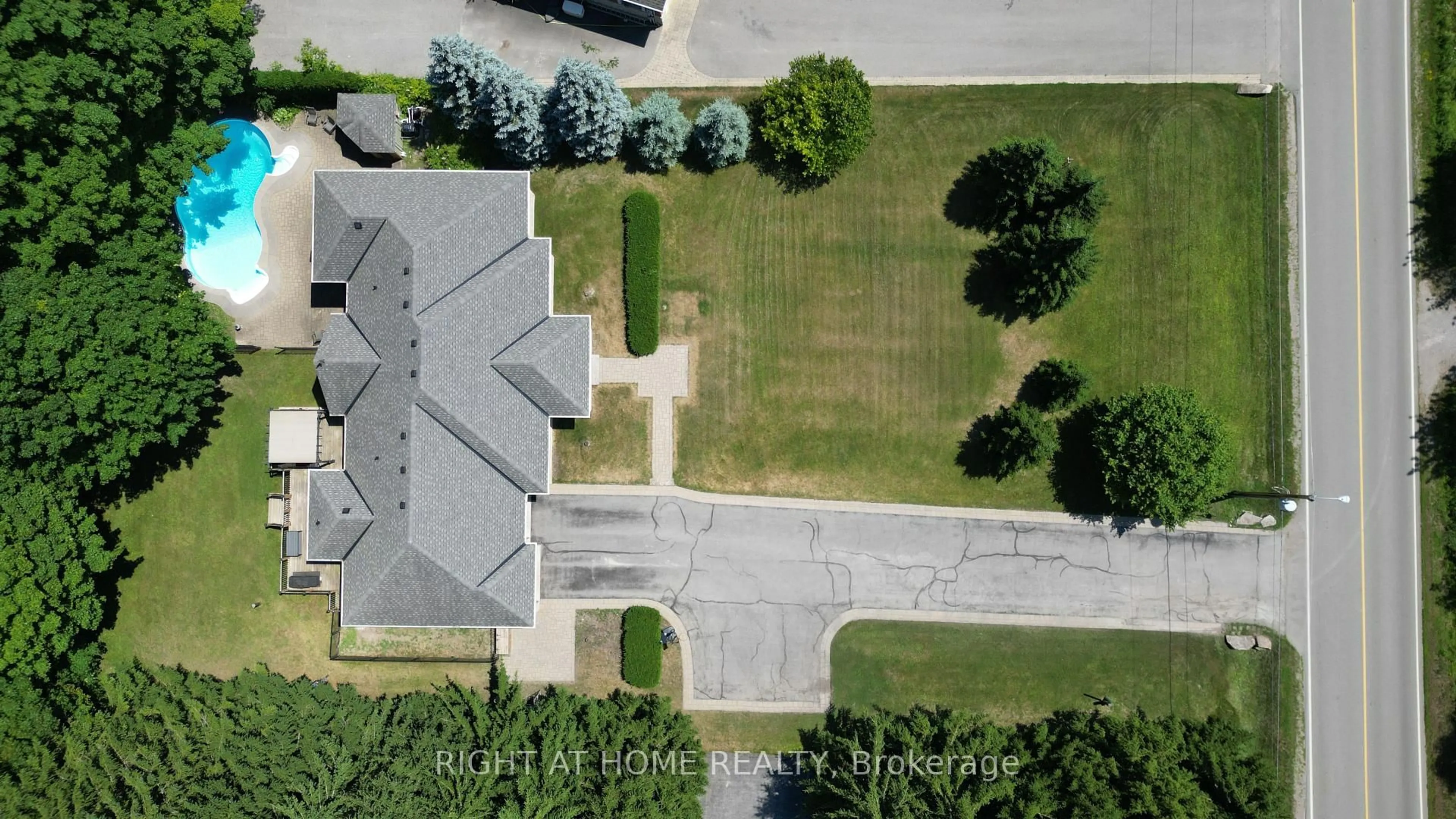 A pic from outside/outdoor area/front of a property/back of a property/a pic from drone, street for 3727 Old Scugog Rd, Clarington Ontario L1C 4J2