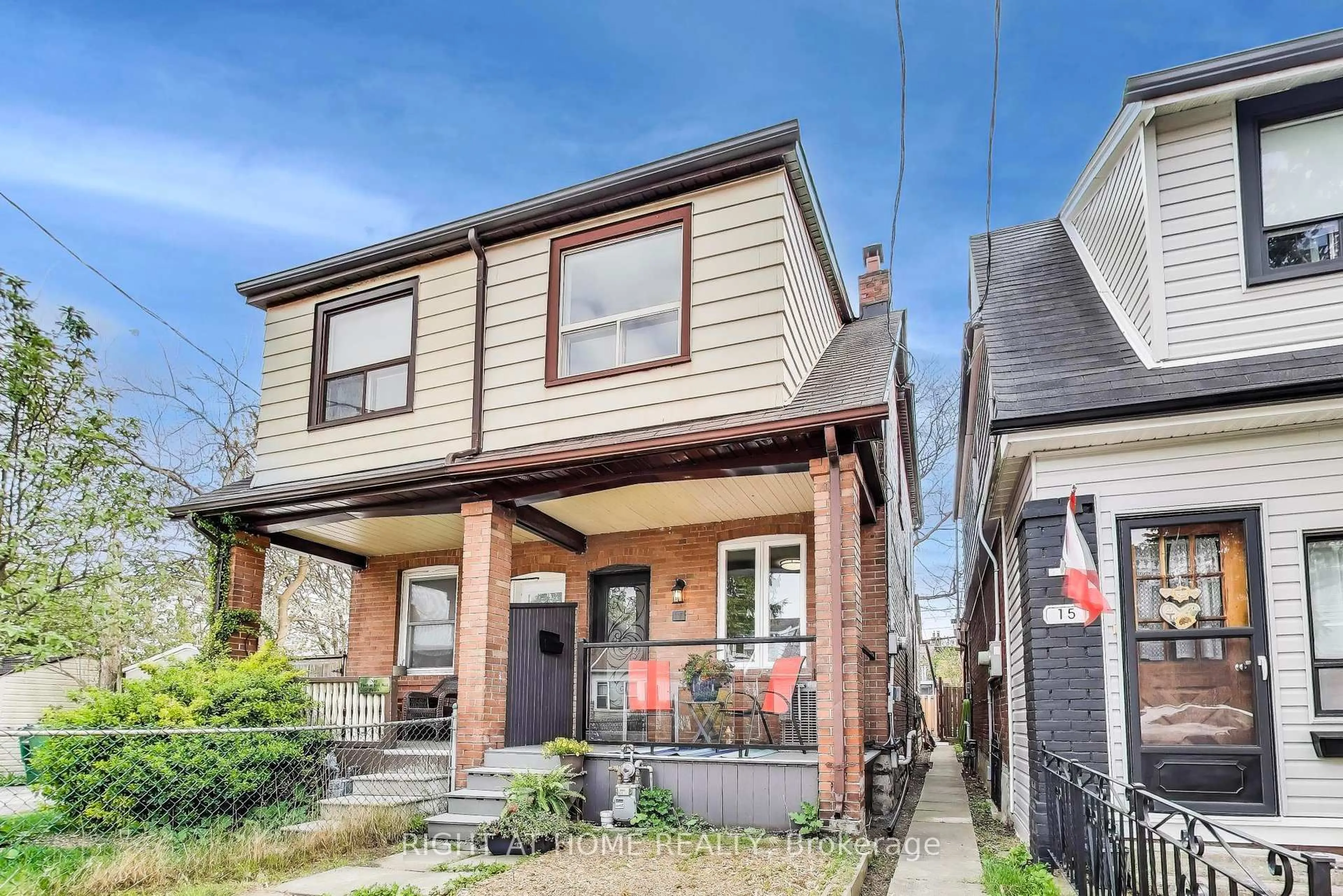 Home with brick exterior material, street for 17 Weymouth Ave, Toronto Ontario M4C 1R6