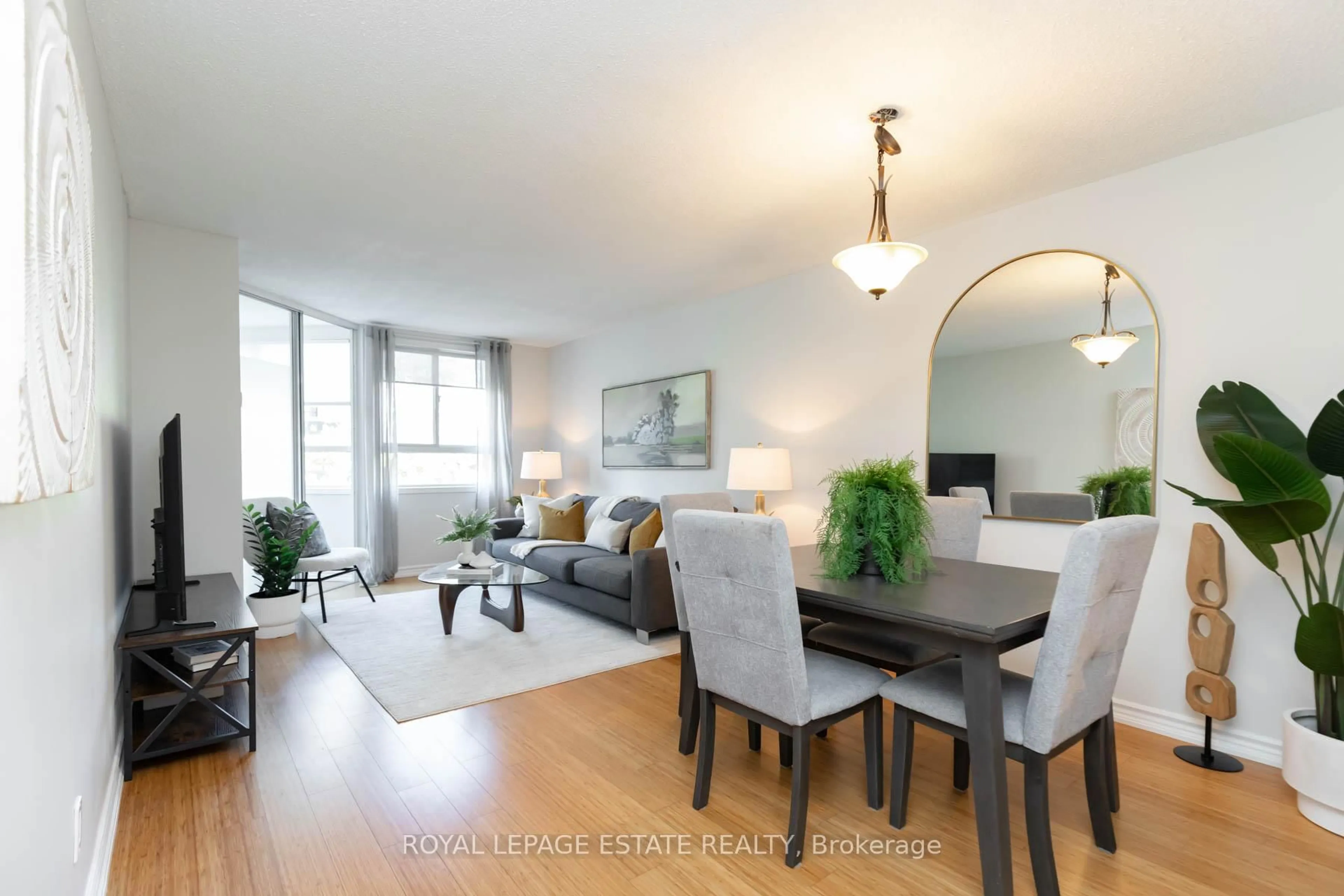Dining room, wood/laminate floor for 4 Park Vista Dr #604, Toronto Ontario M4B 3M8