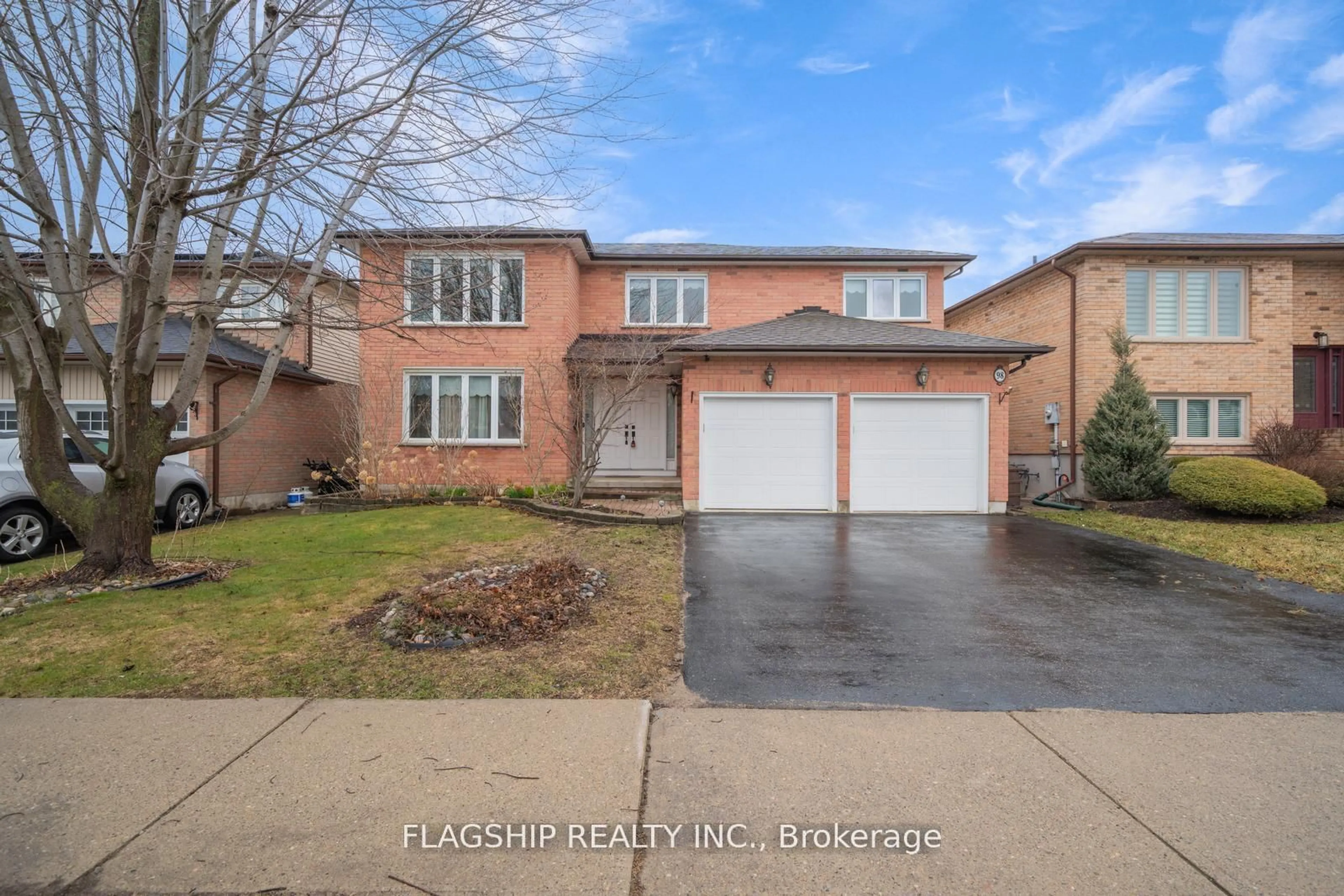 Home with brick exterior material, street for 98 Devondale St, Clarington Ontario L1E 2A1