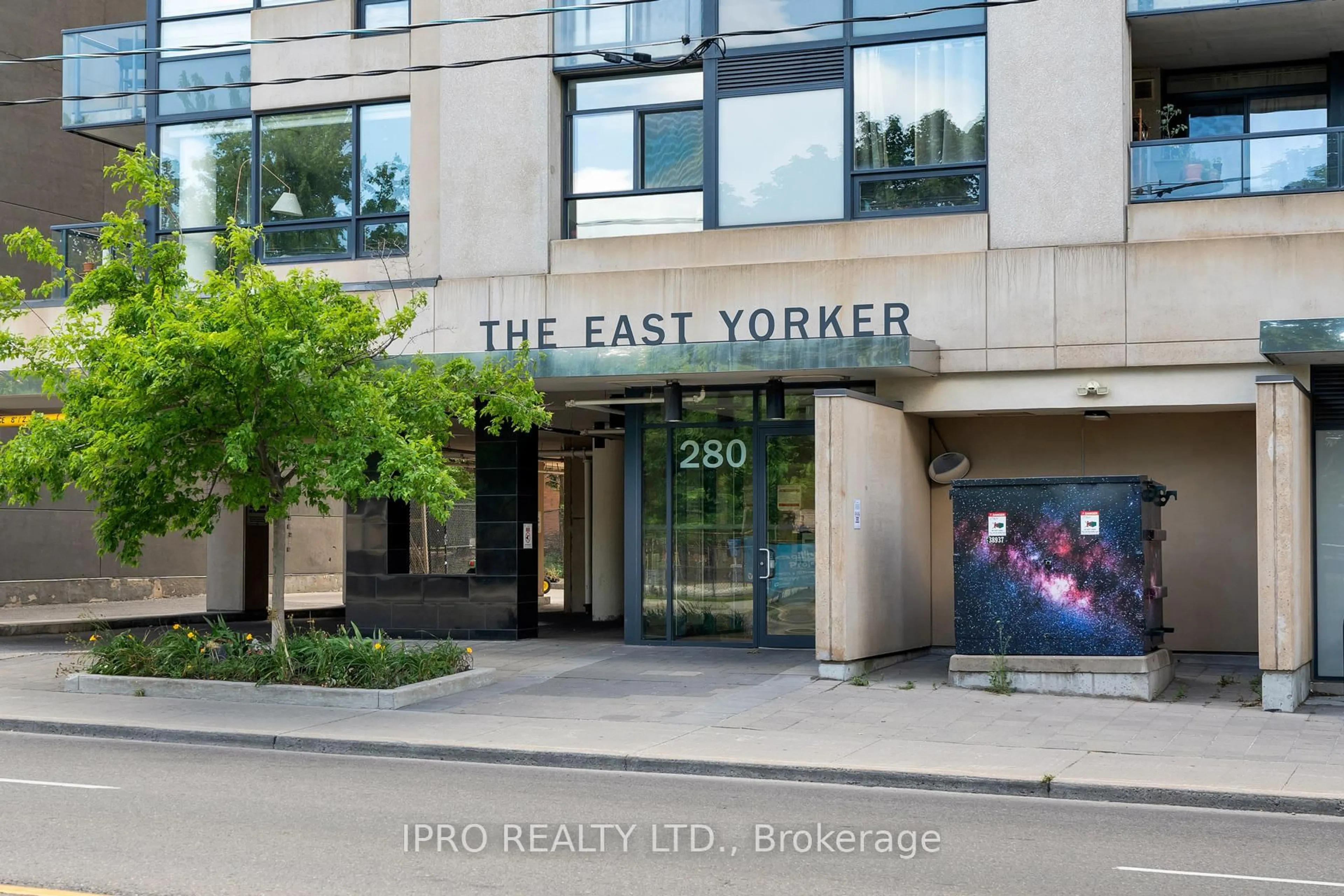 Indoor foyer for 280 Donlands Ave #608, Toronto Ontario M4J 0A3