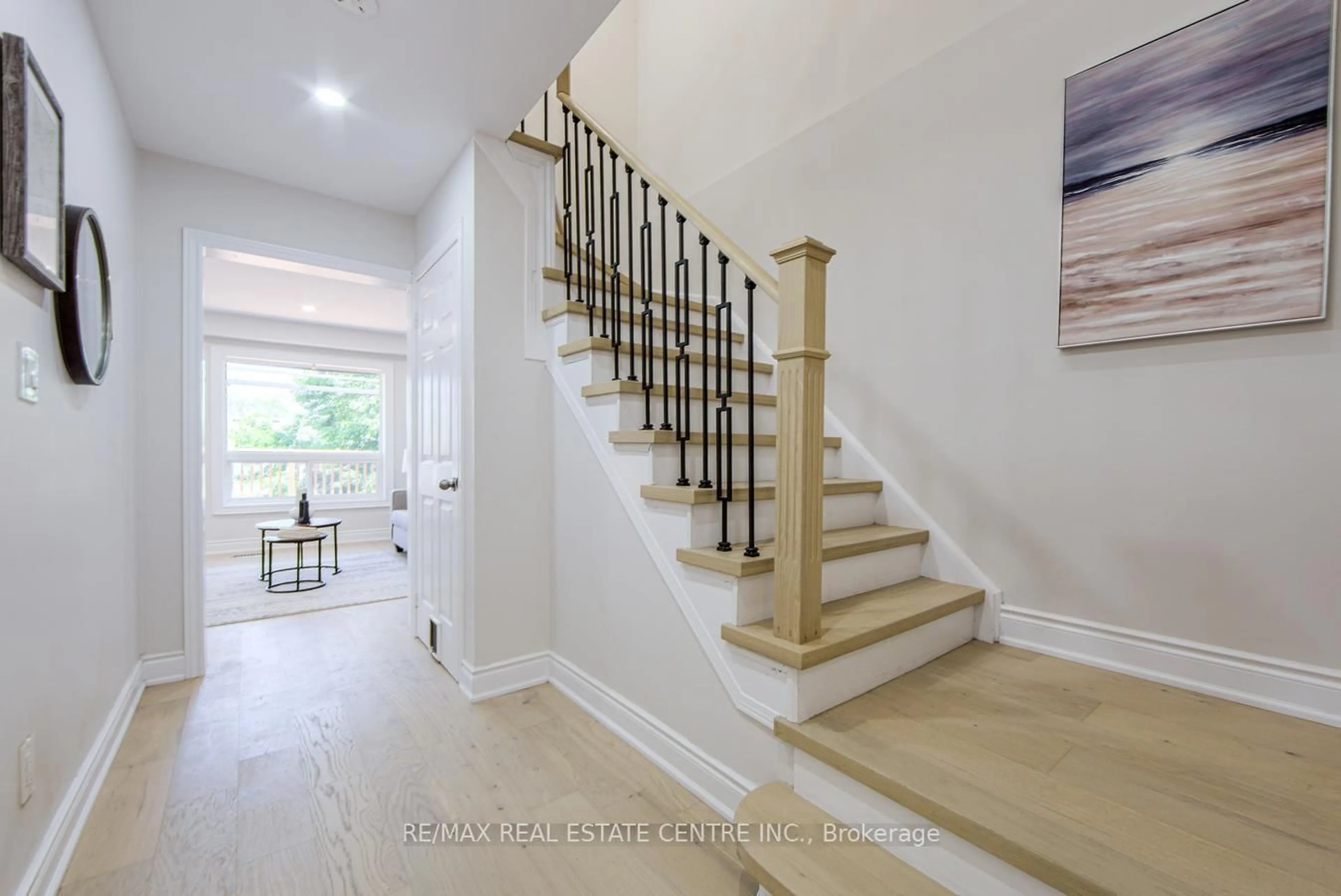 Stairs for 27 Rickaby St, Clarington Ontario L1C 4X7