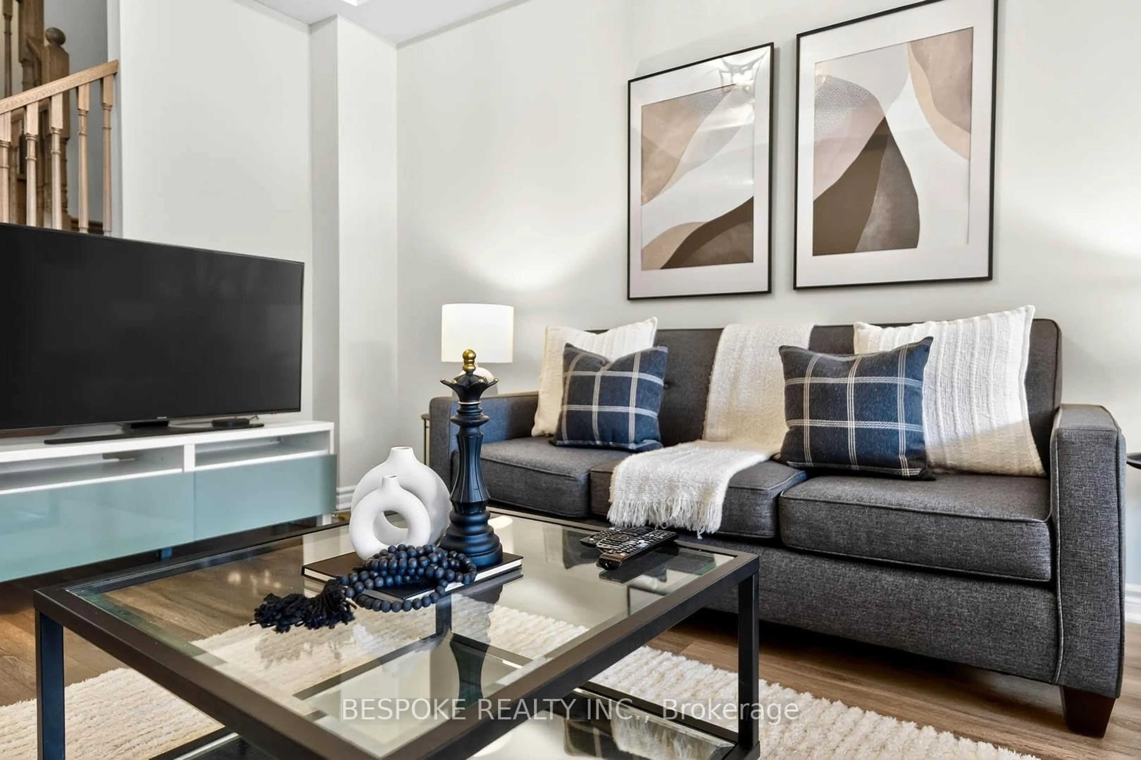 Living room with furniture, unknown for 15 Windflower Way, Whitby Ontario L1P 0H9