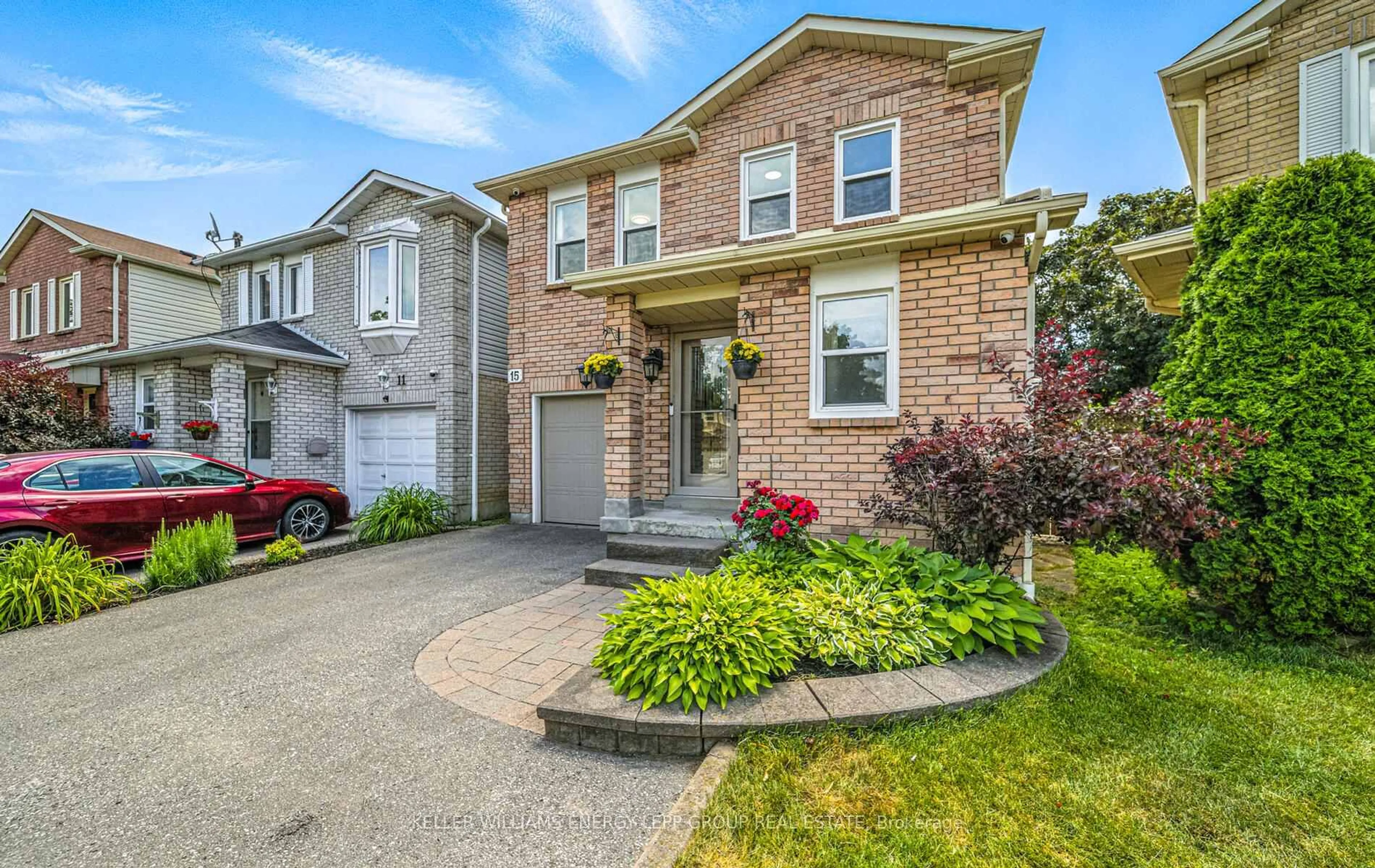 Home with brick exterior material, street for 15 Mandy Crt, Whitby Ontario L1N 8X6