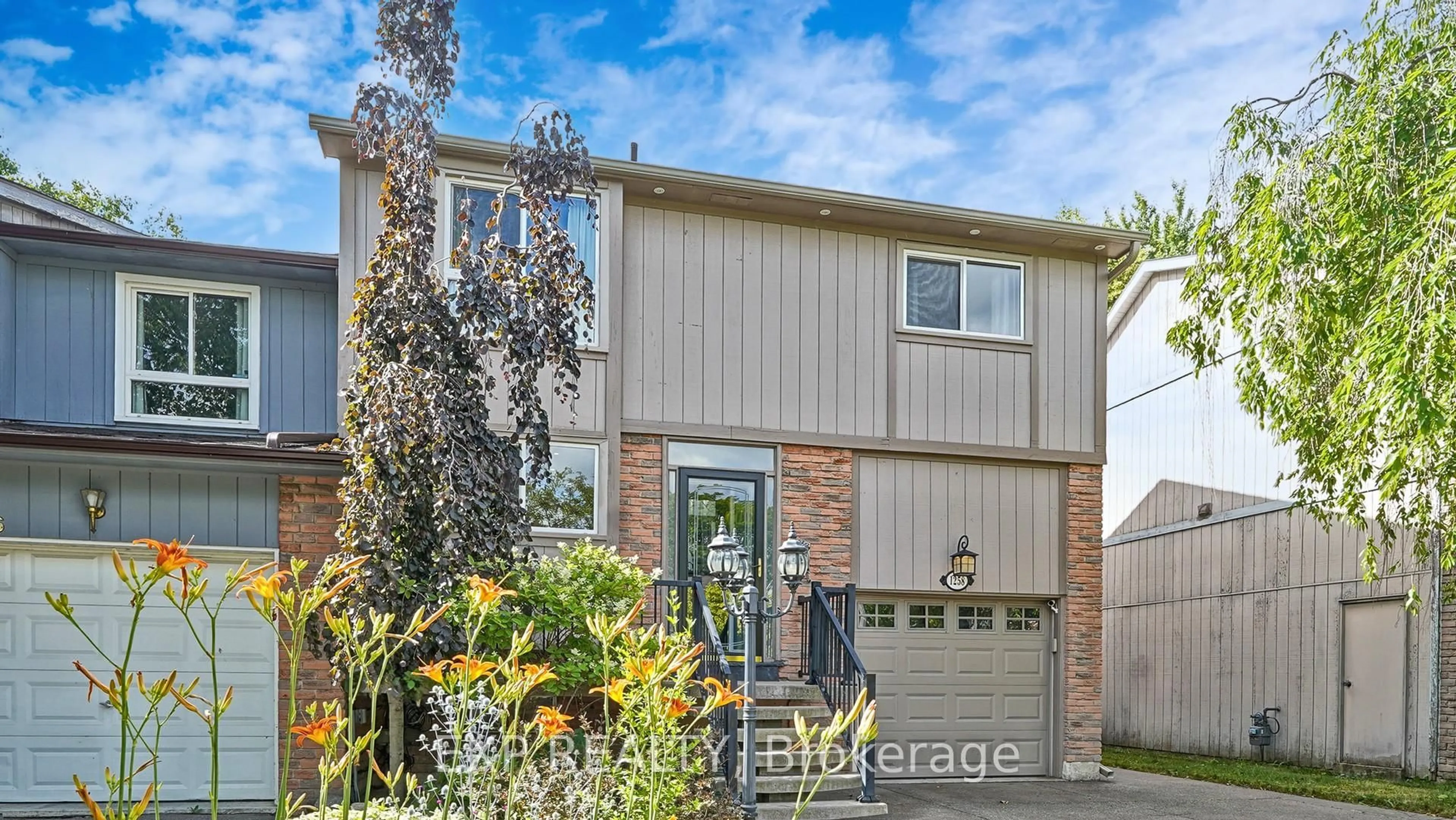 Home with brick exterior material, street for 1258 Canborough Cres, Pickering Ontario L1V 3L1