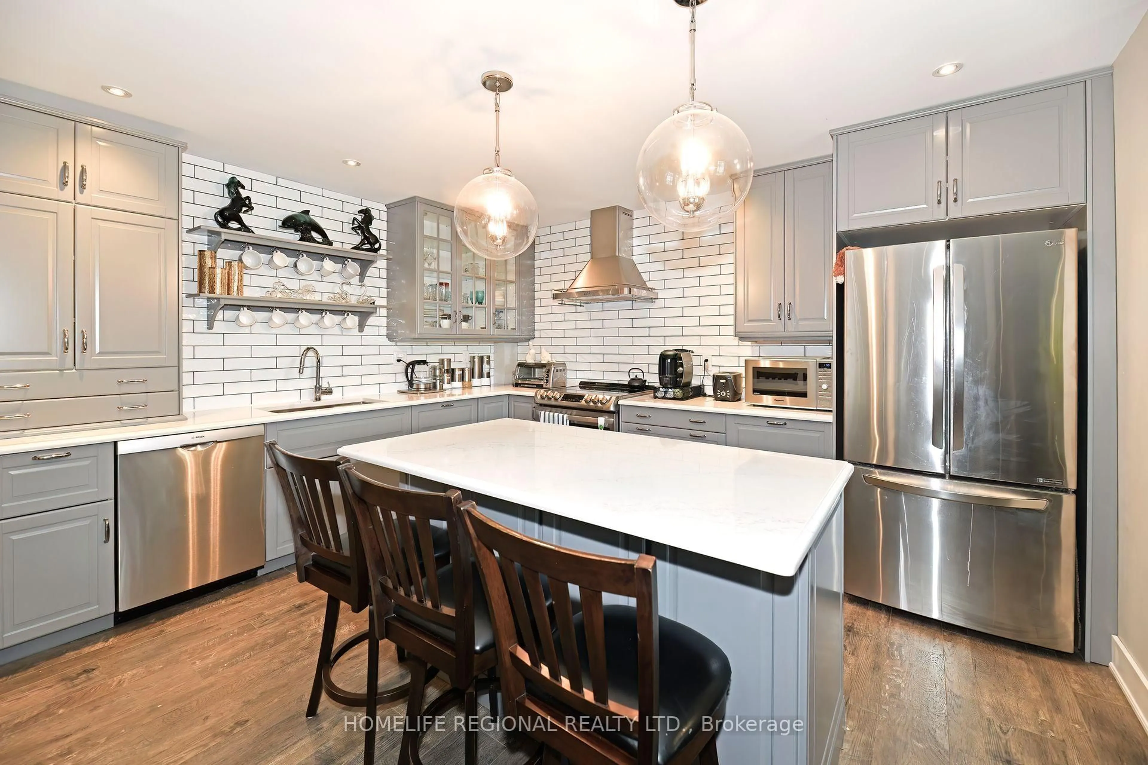 Contemporary kitchen, ceramic/tile floor for 337 Simcoe St #306, Oshawa Ontario L1G 4T2
