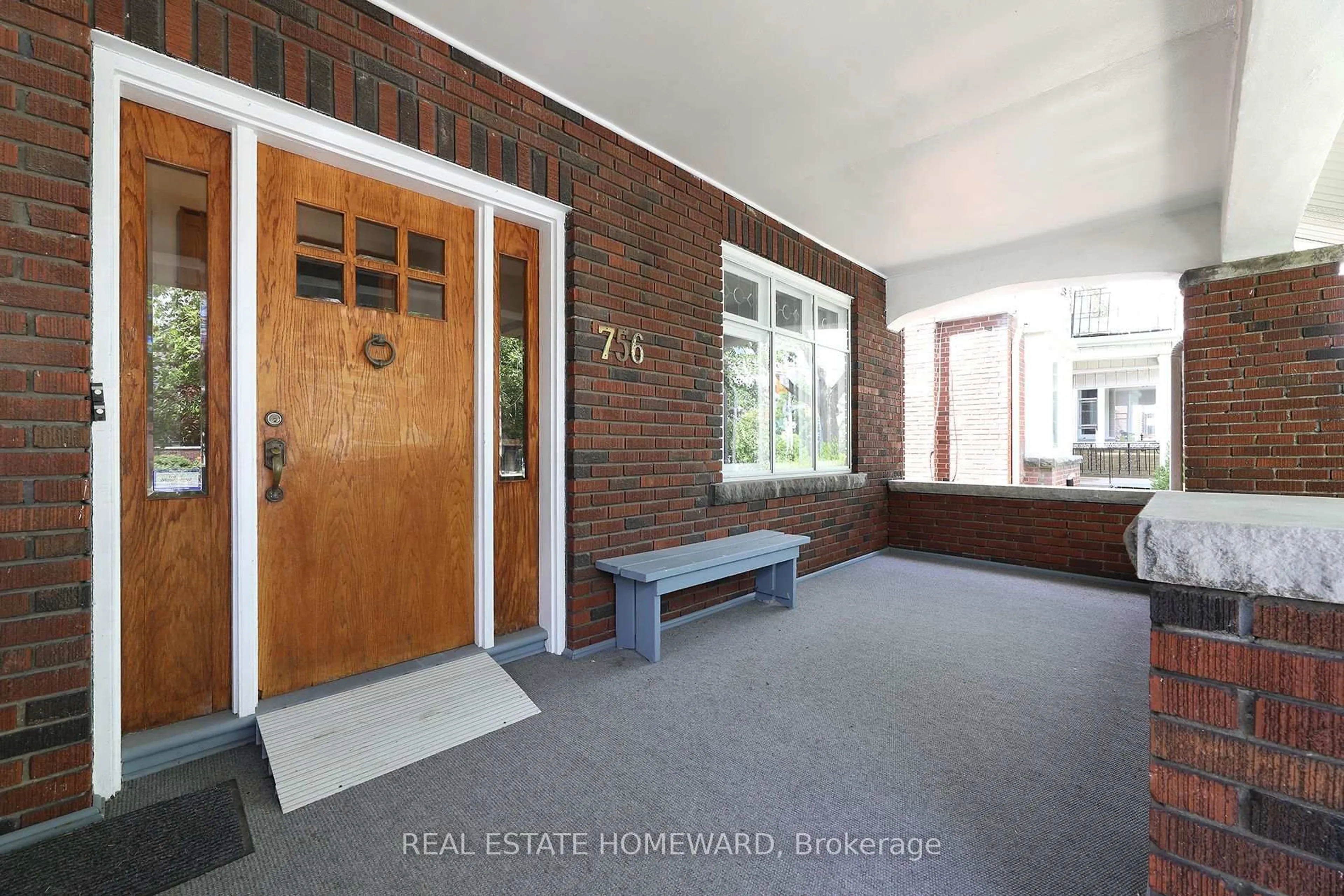 Indoor entryway for 756 Coxwell Ave, Toronto Ontario M4C 3C4