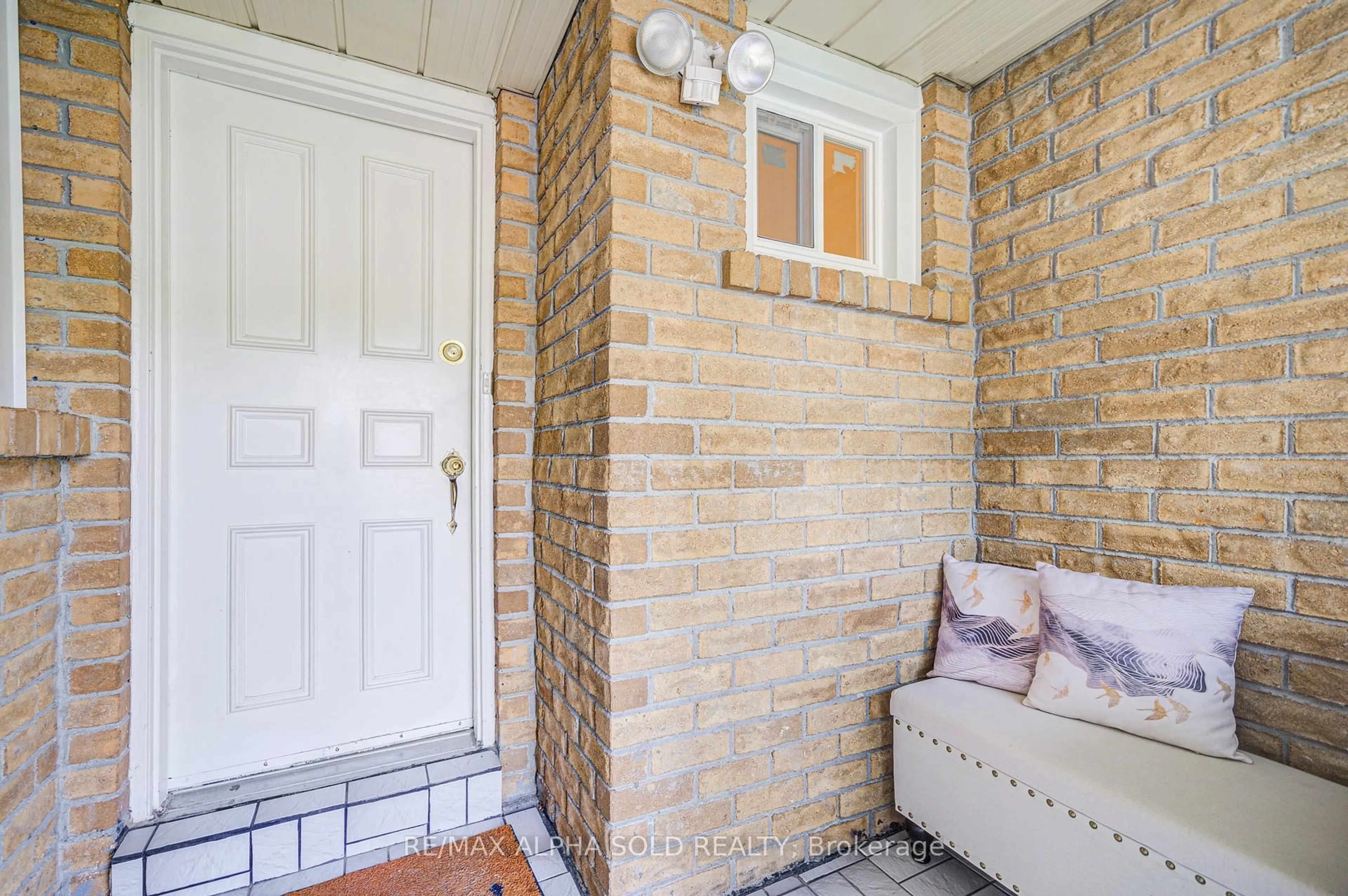 Unknown for 96 Dunmail Dr, Toronto Ontario M1V 1J5