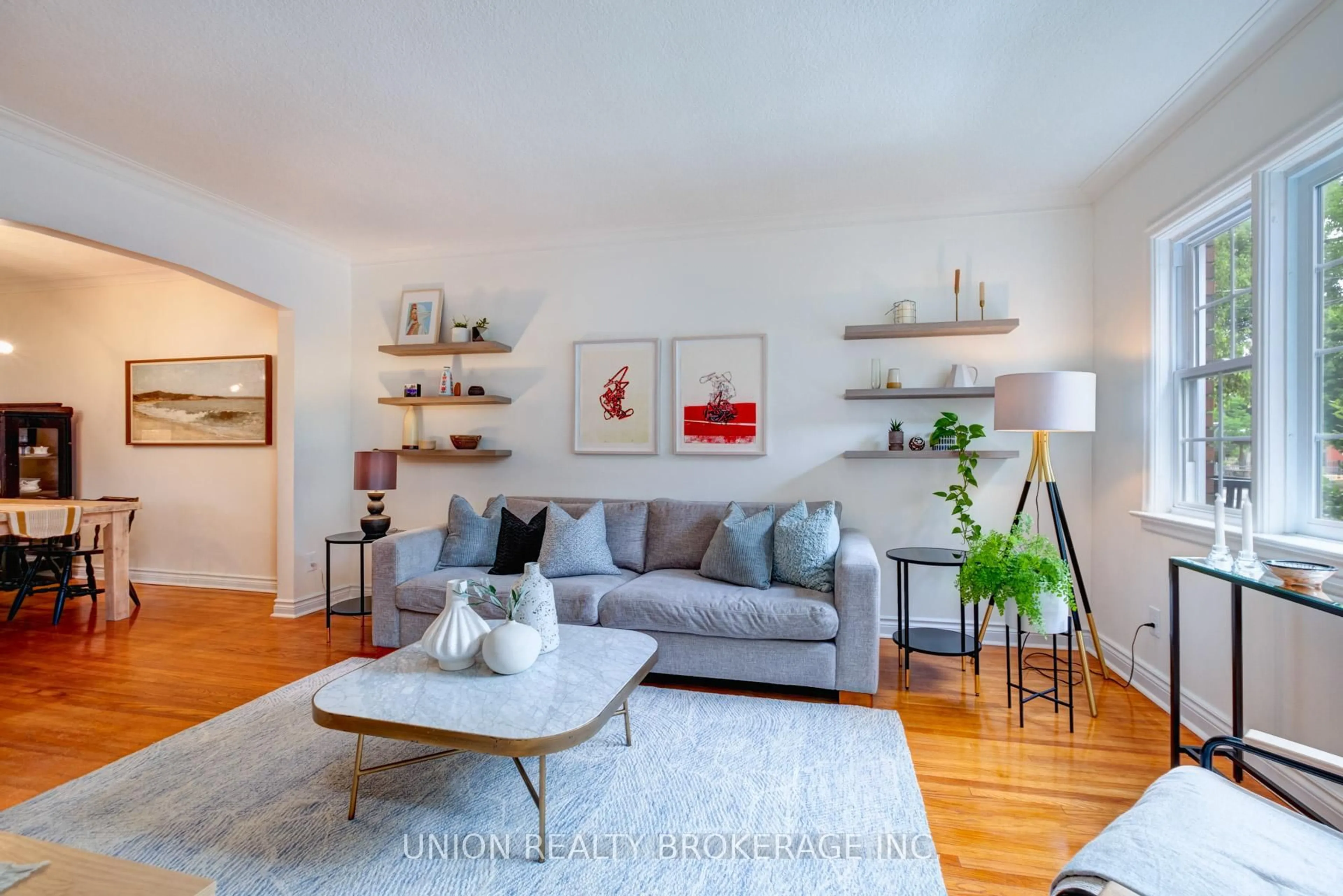 Living room with furniture, wood/laminate floor for 284 Swanwick Ave, Toronto Ontario M1N 1W4