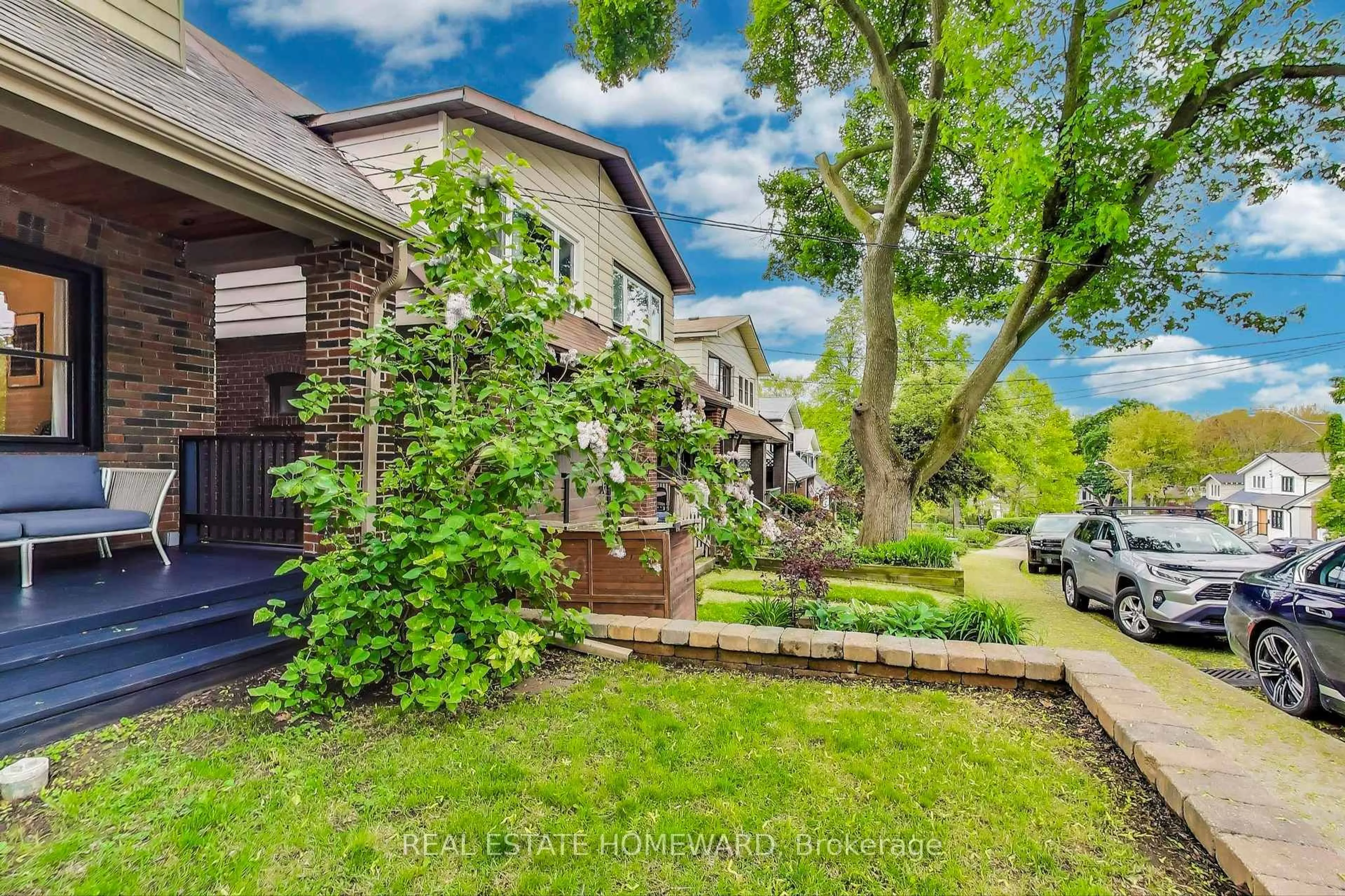 Unknown for 31 Glenmore Rd, Toronto Ontario M4L 3M1